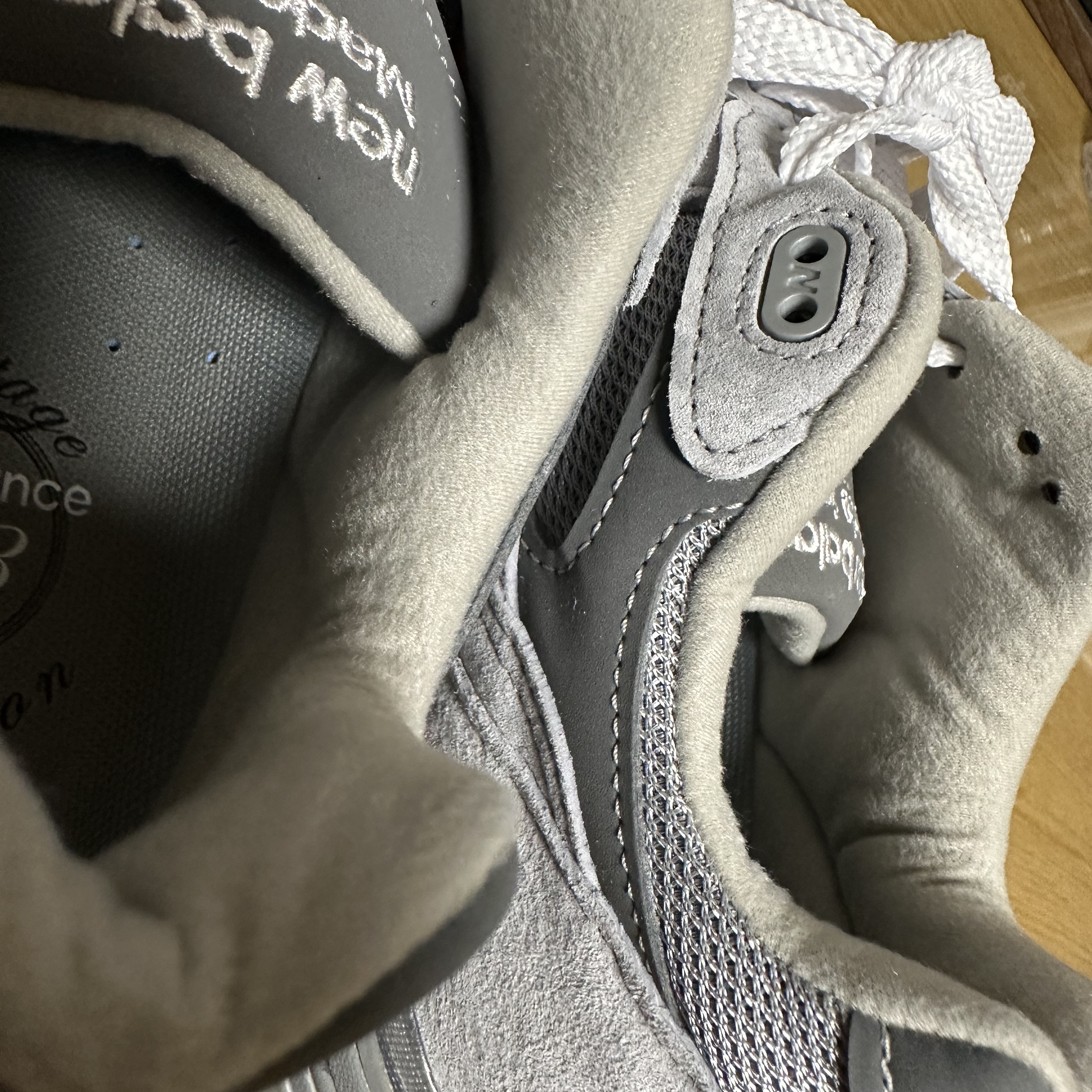 New Balance 993 Made in USA Grey - D Standard 착용 스타일