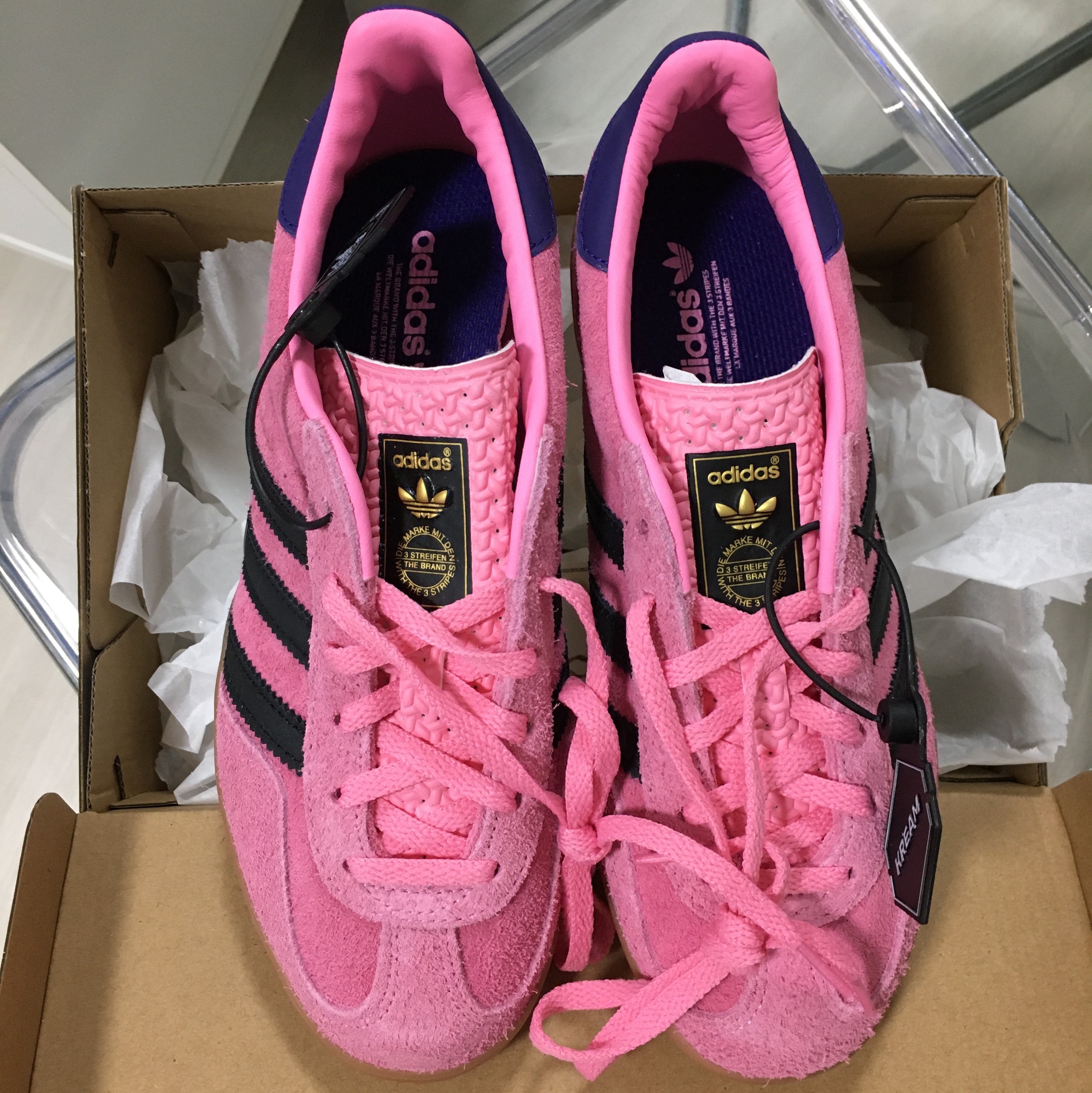 (W) Adidas Gazelle Indoor Bliss Pink 착용 스타일 - 1