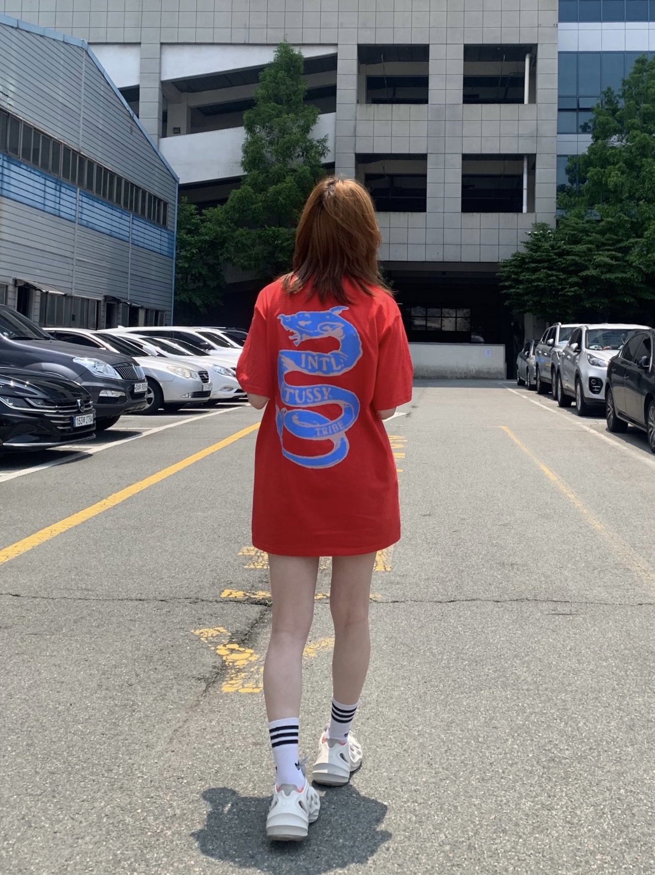 Stussy Serpent T-Shirt Red, Adidas Adifom Q Off White 착용 스타일