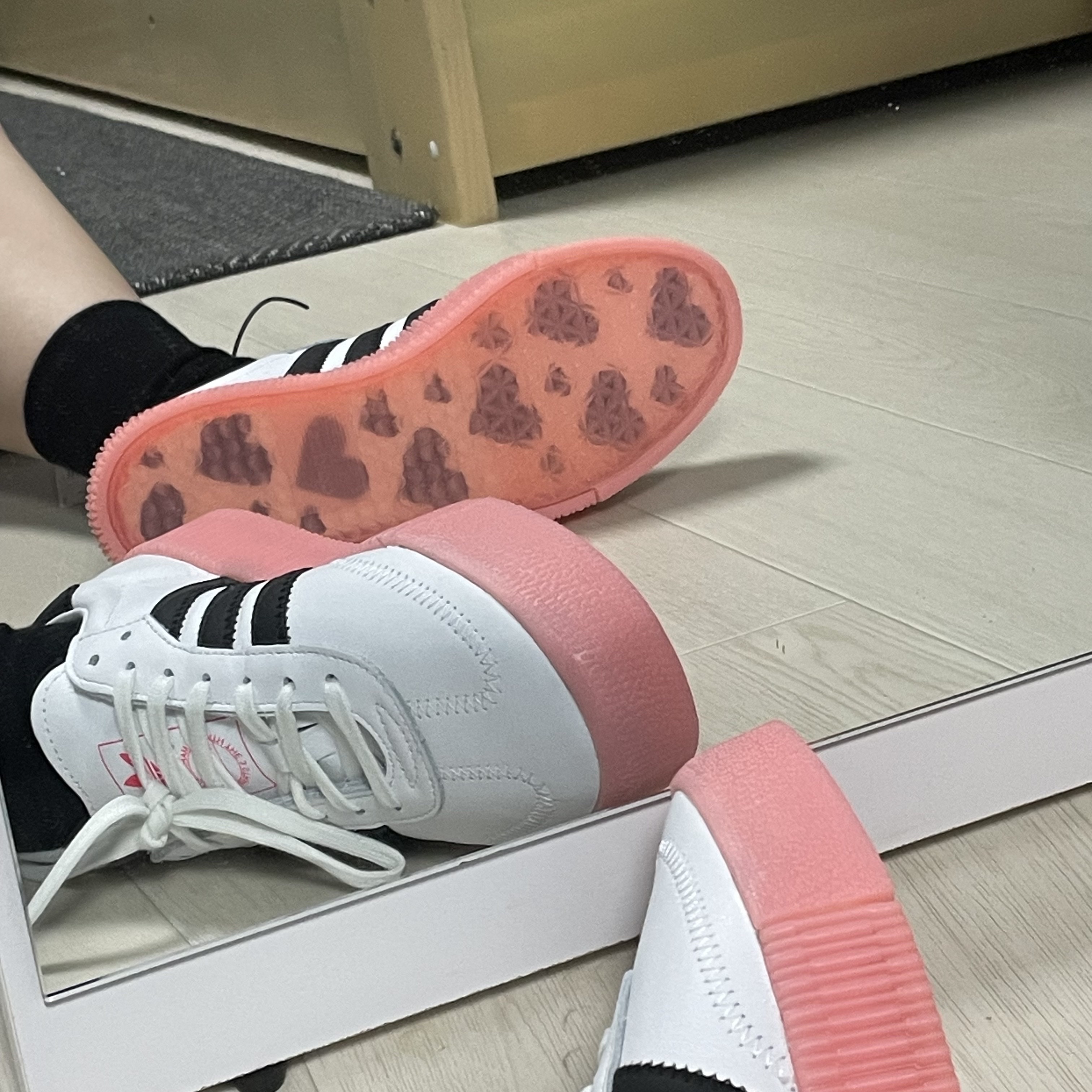 (W) Adidas Sambarose White Pink 착용 스타일 - 2