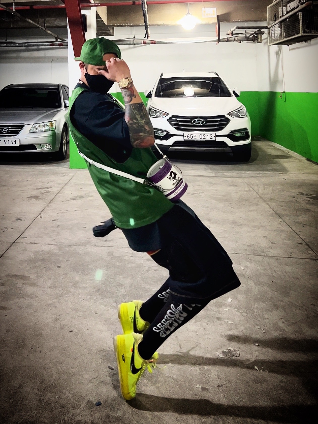 Jordan x Off-White Pro Jumpman Air Cap Forest Green, Jordan x Off-White S/S Top Forest Green Black - US/EU 착용 스타일 - 2