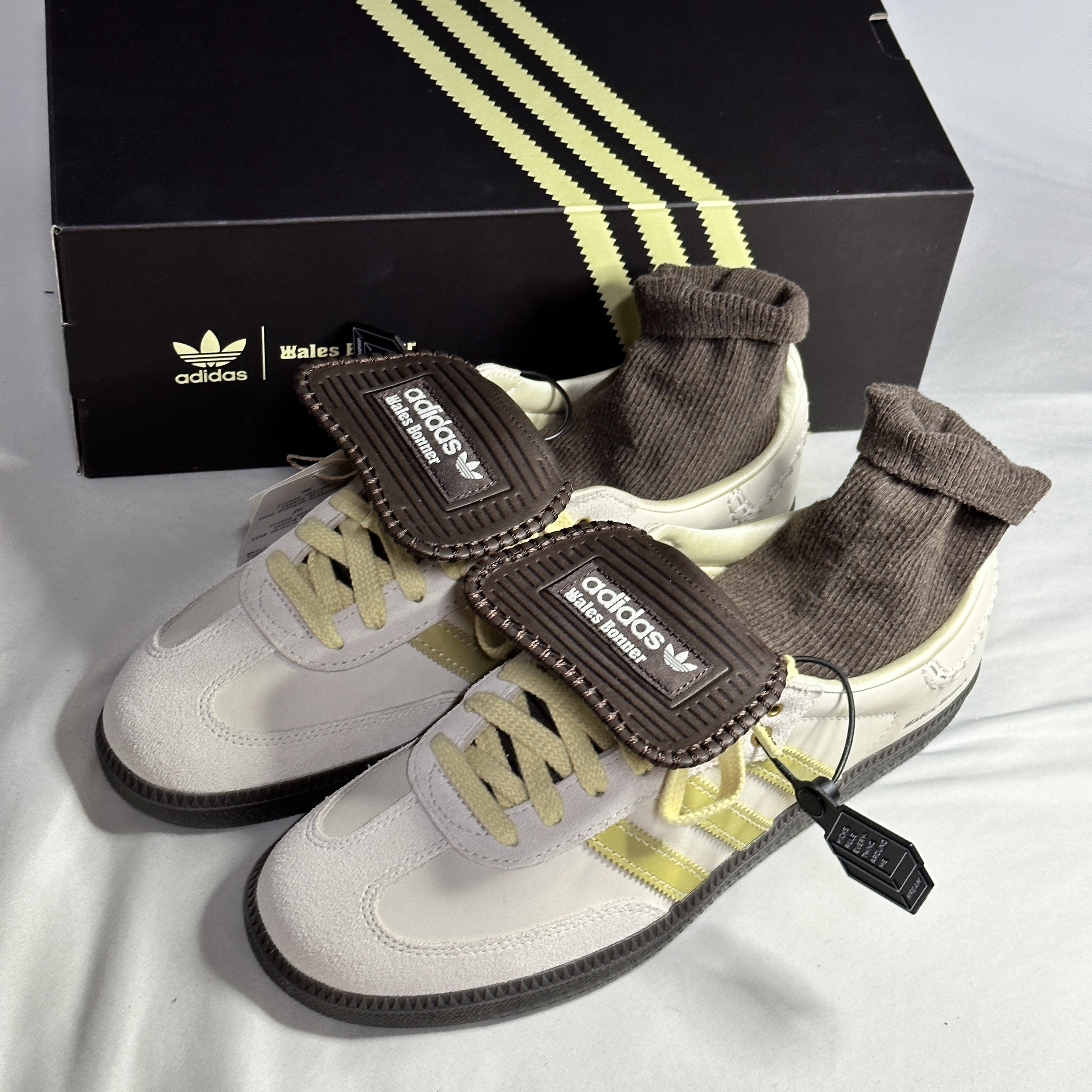 Adidas x Wales Bonner Samba Brown Ecru Tint 착용 스타일