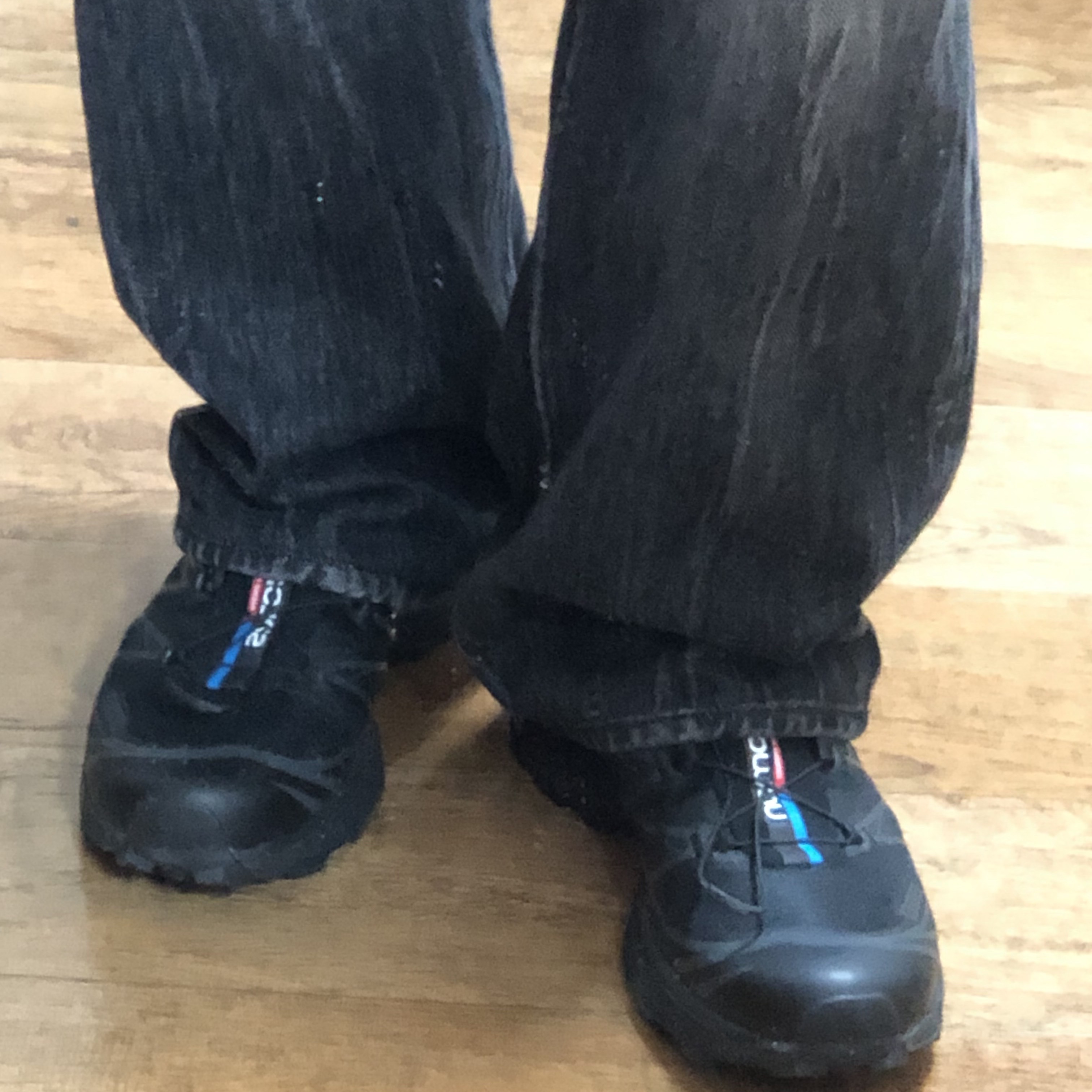 Salomon XT-6 ADV Black 착용 스타일