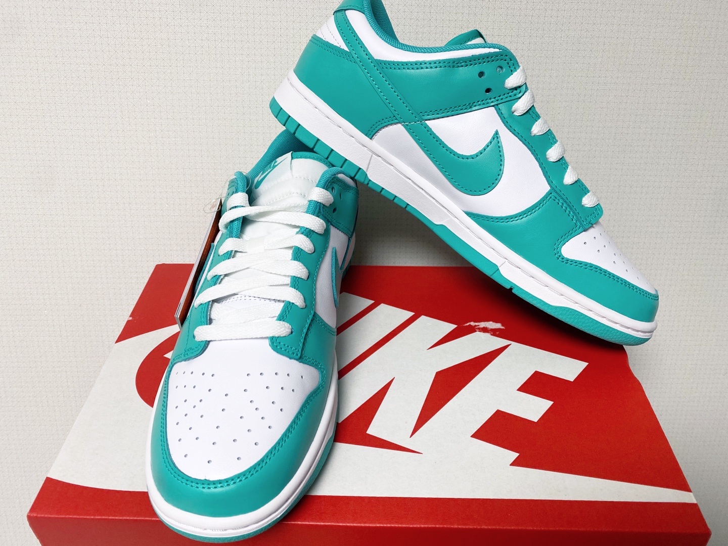 Nike Dunk Low White Clear Jade 착용 스타일 - 2