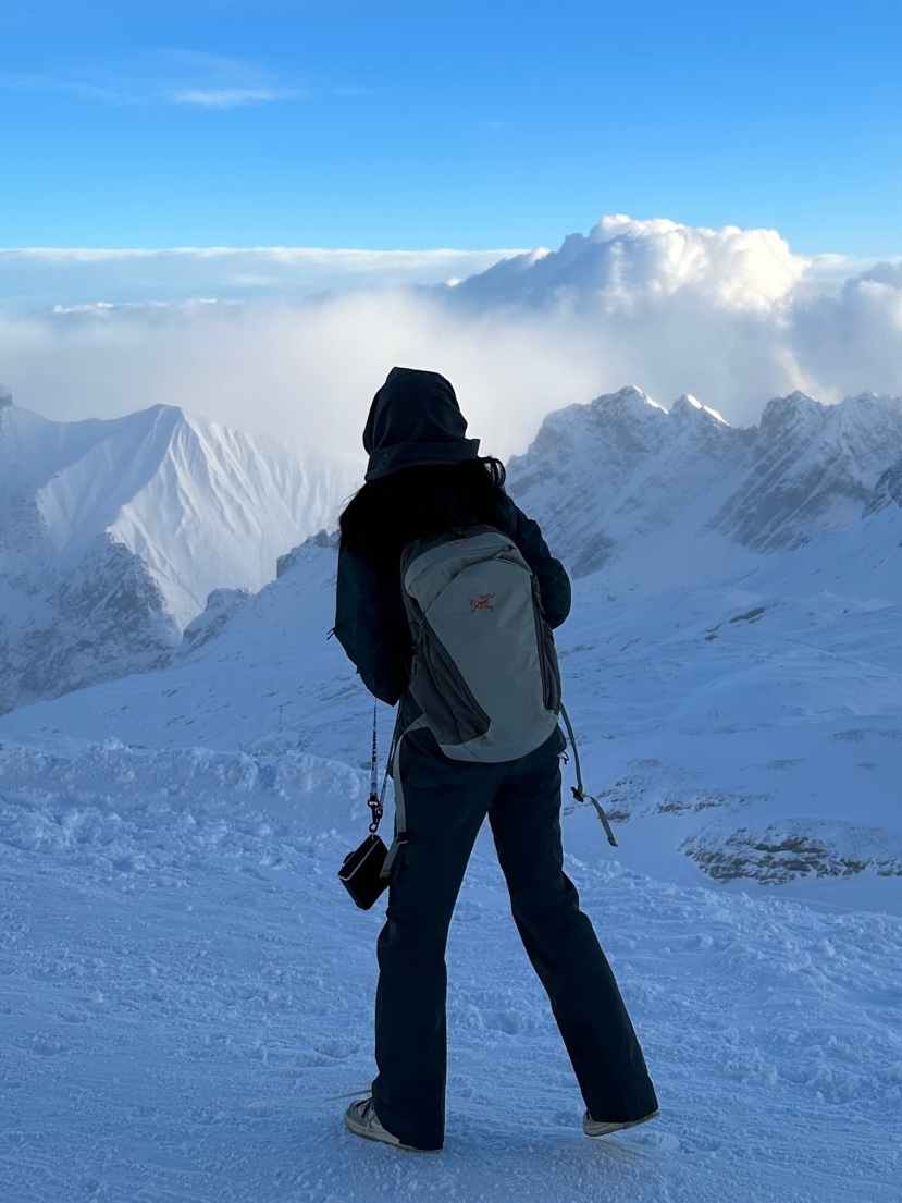 Arc'teryx Mantis 26 Backpack Habitat Forage 착용 스타일
