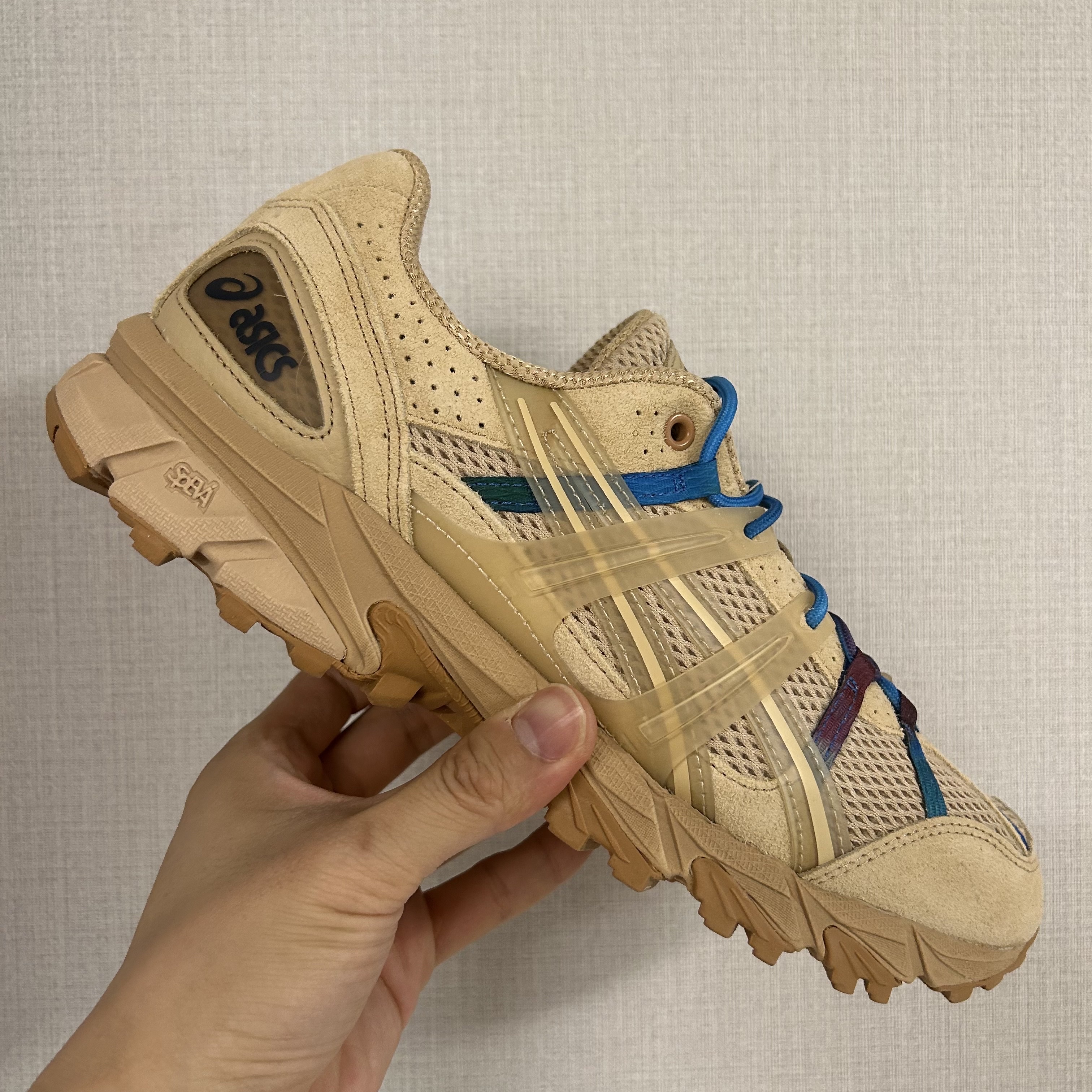 Asics x A.P.C. Gel-Sonoma 15-50 Beige 착용 스타일