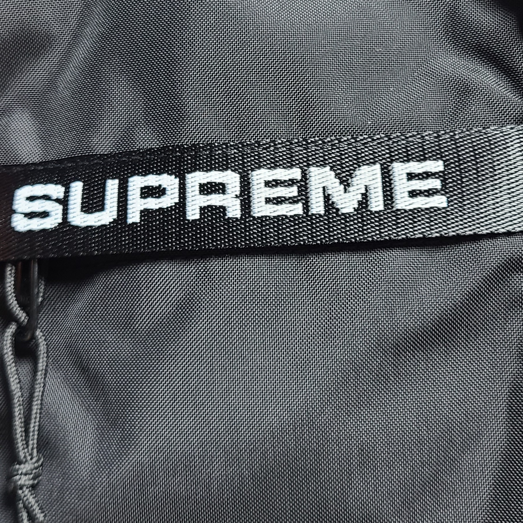Supreme Shoulder Bag Black - 22FW 착용 스타일 - 2