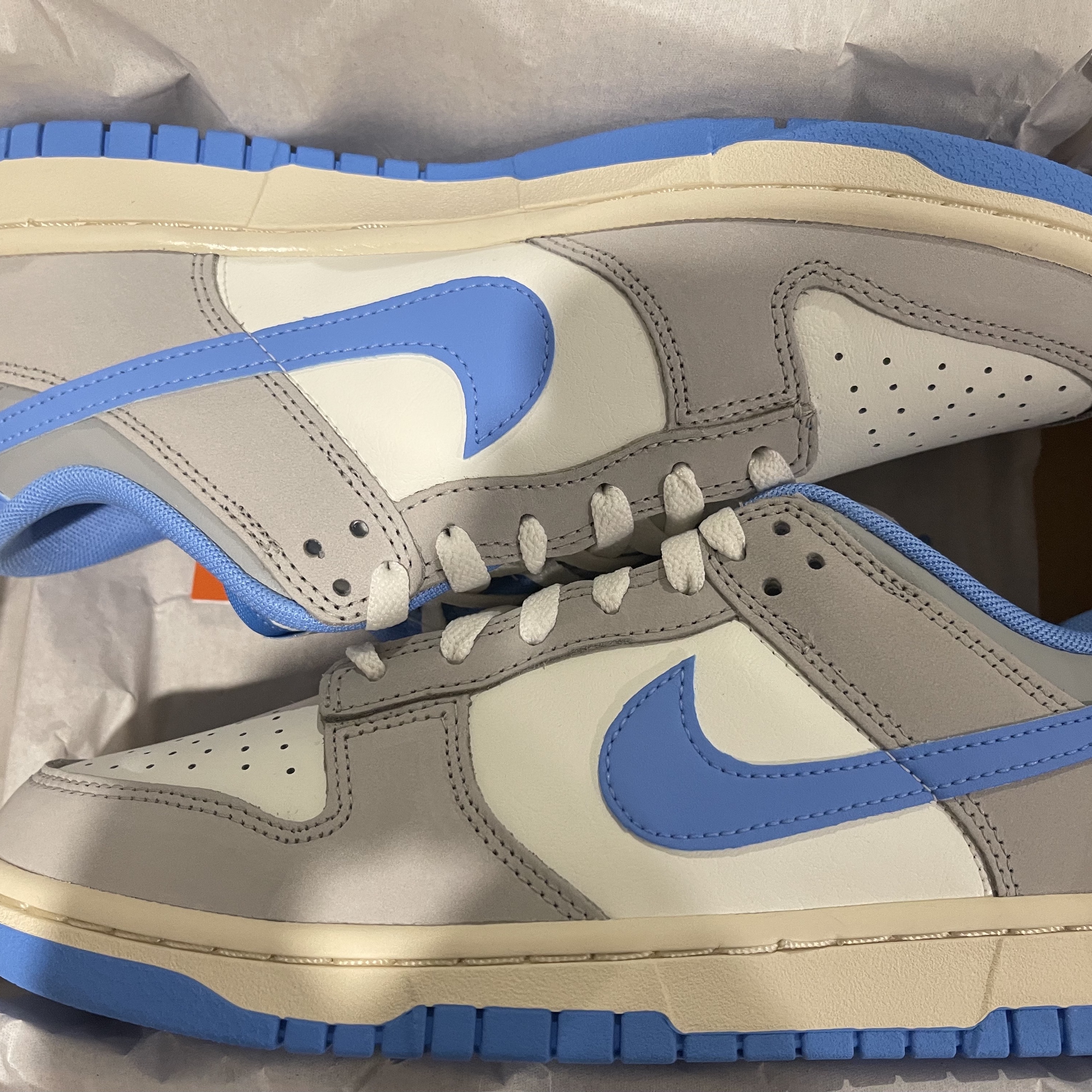 Nike Dunk Low Sail University Blue 착용 스타일