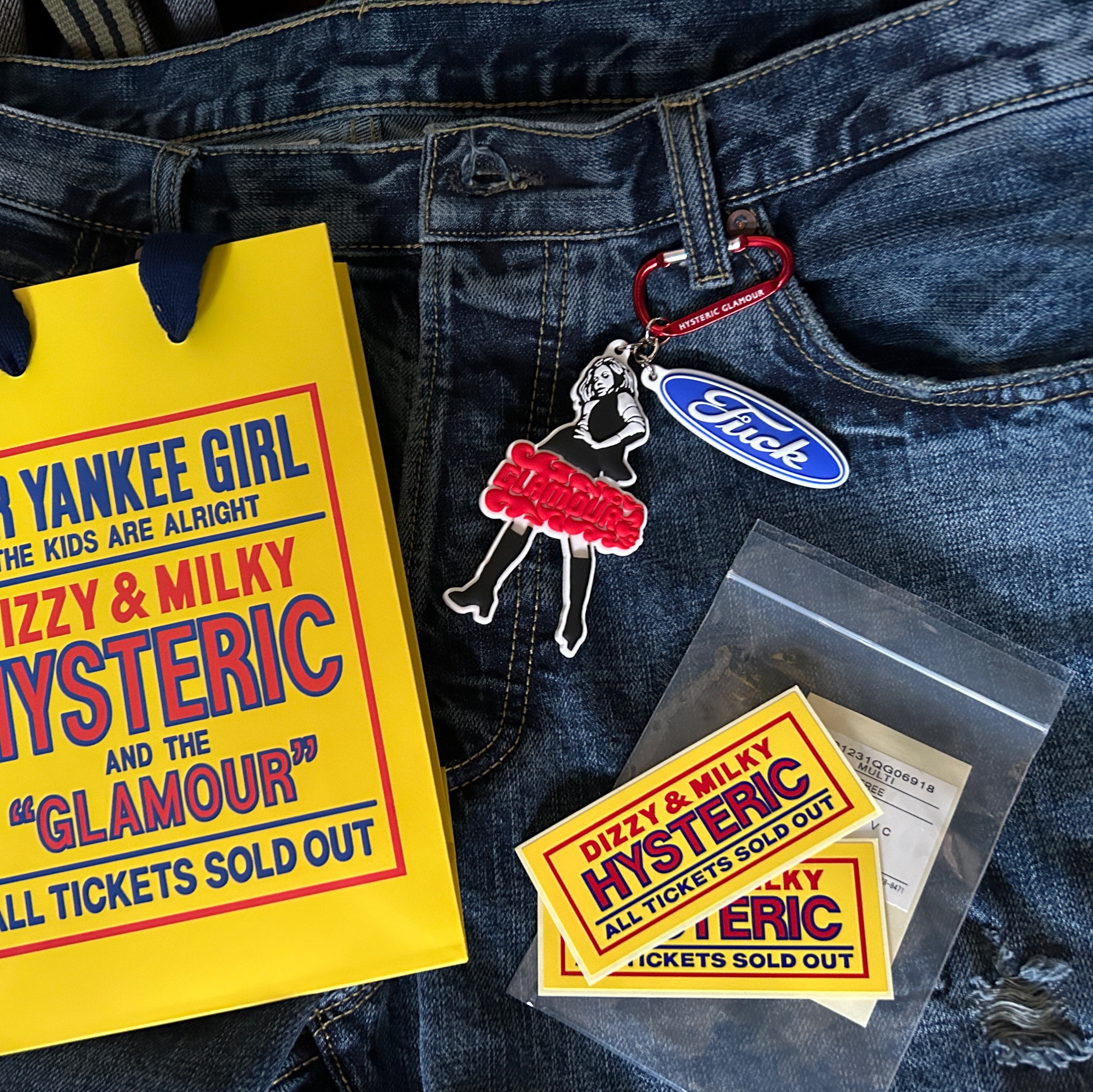 Hysteric Glamour Vixen Girl Key Holder Multi 착용 스타일