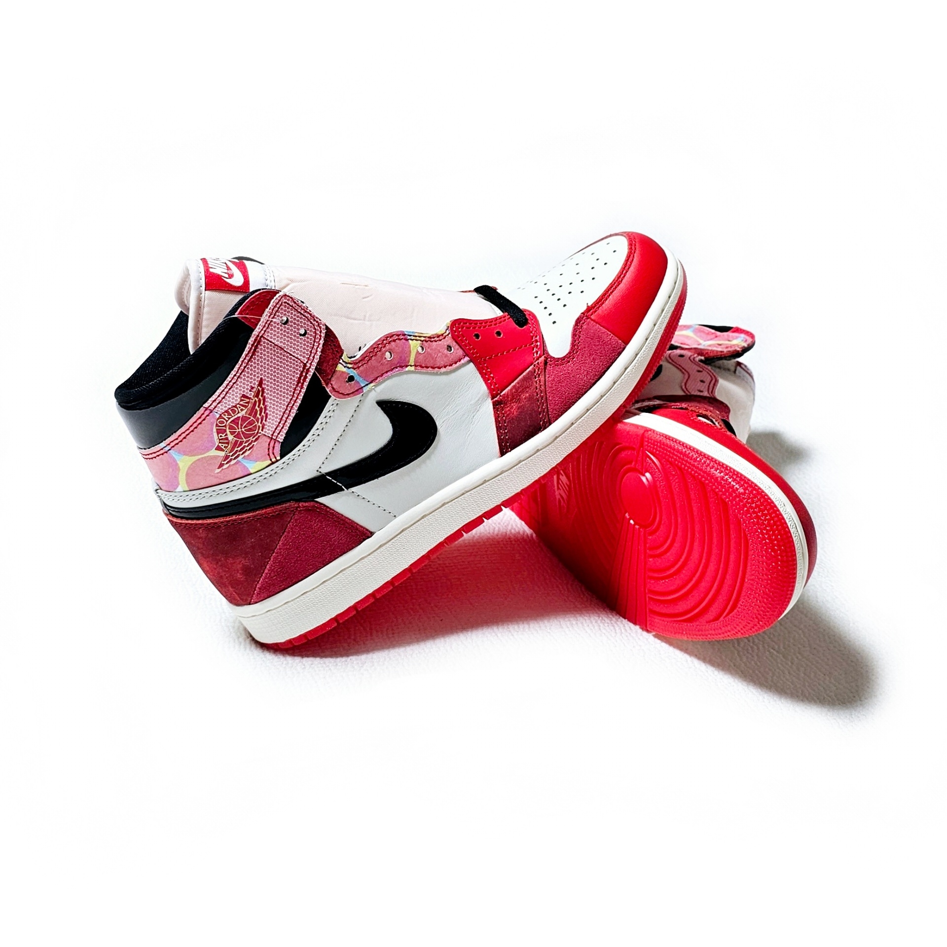 Jordan 1 Retro High Spider-Man Next Chapter 착용 스타일 - 2