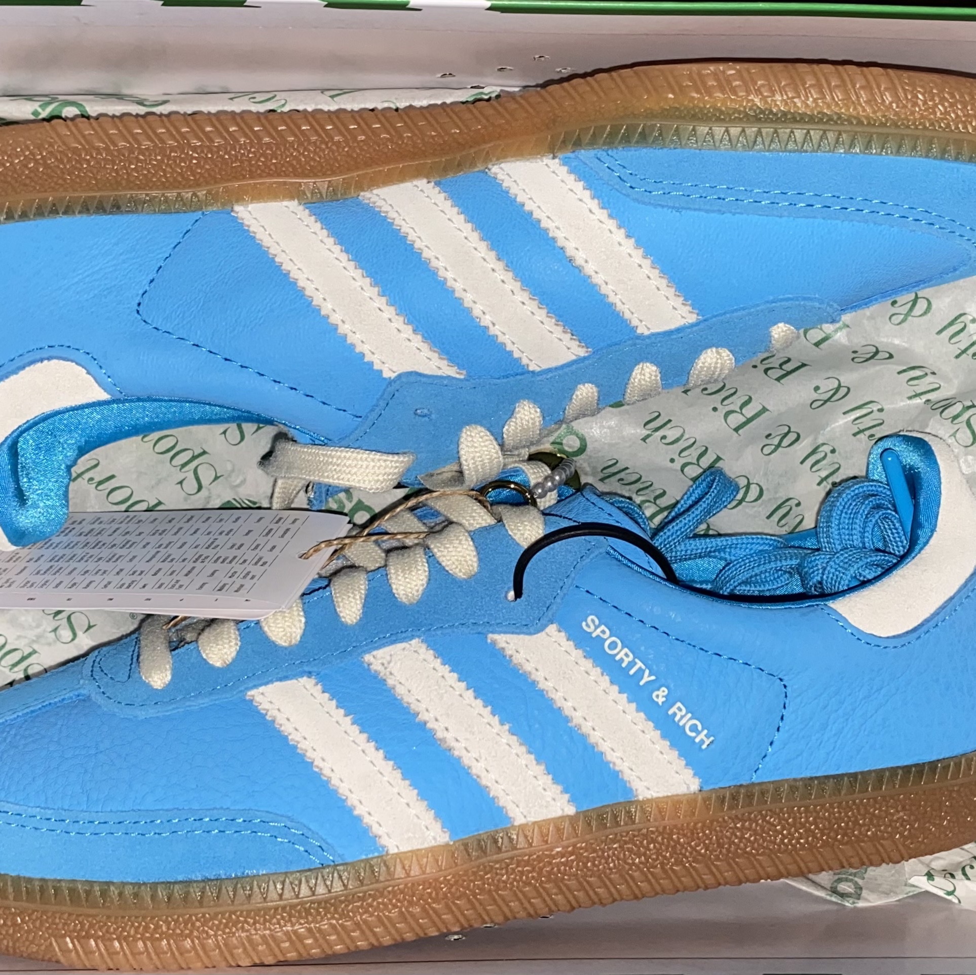 Adidas x Sporty & Rich Samba Blue Rush Cream White 착용 스타일 - 2