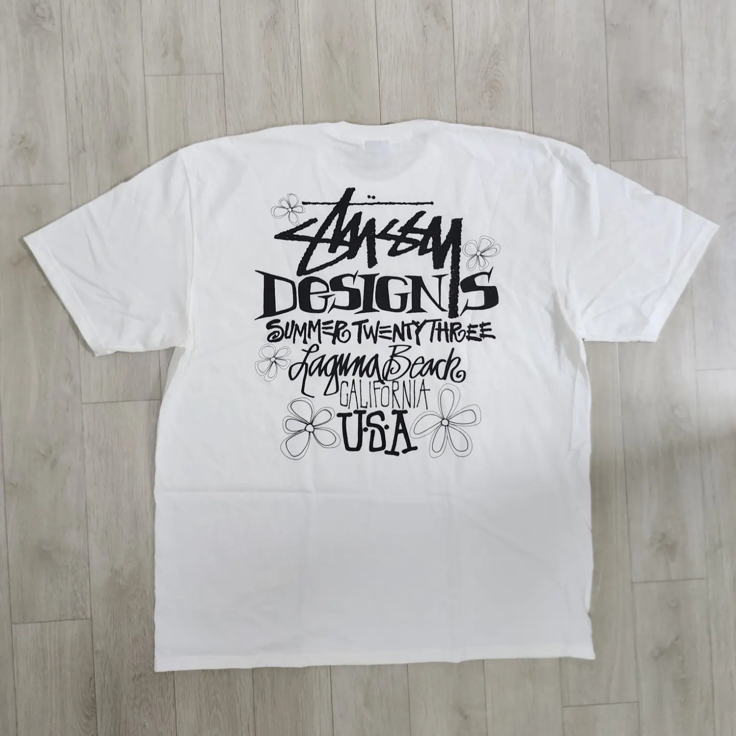 Stussy Summer LB T-Shirt White 착용 스타일 - 1