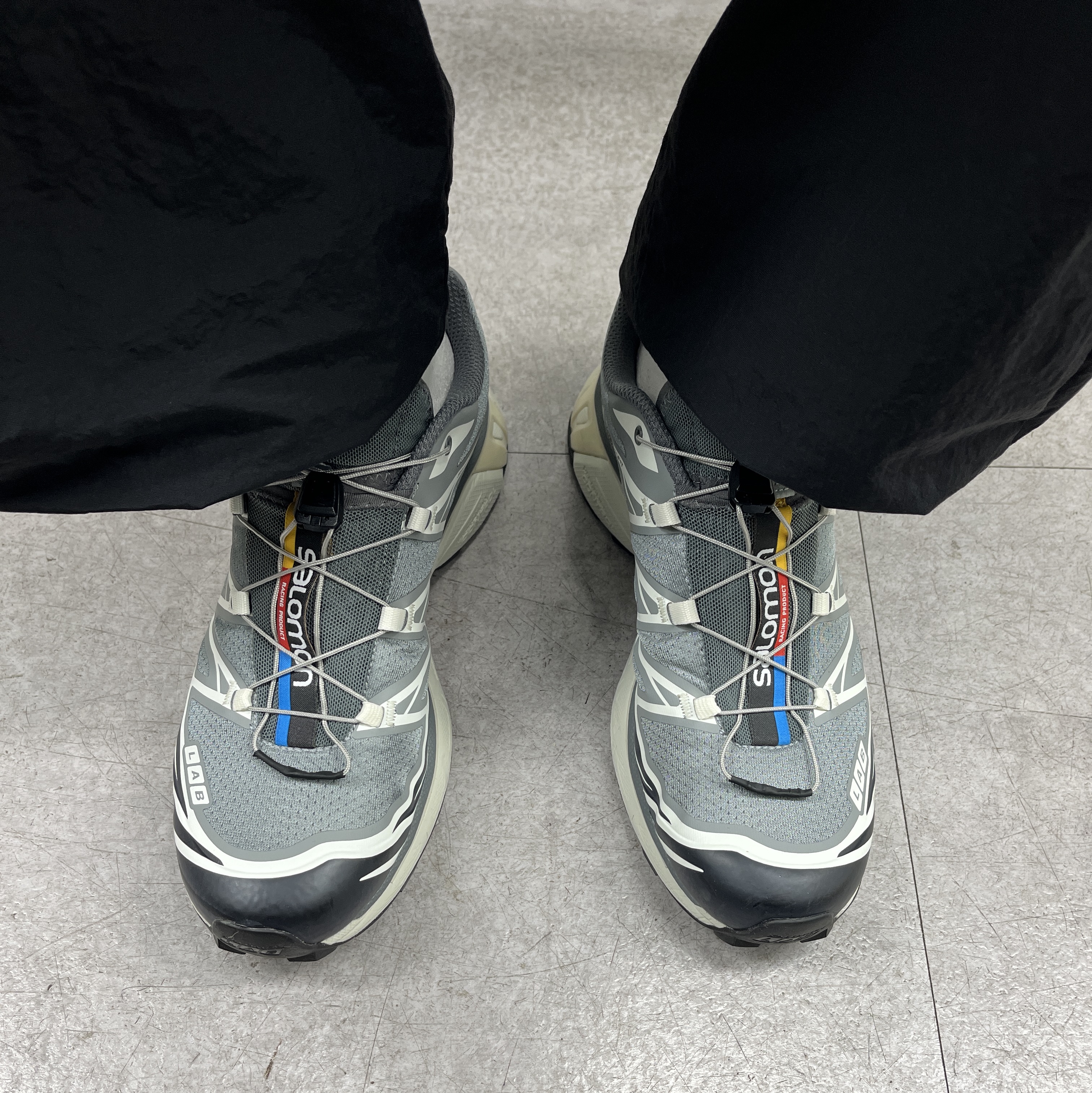 Salomon XT-6 Recut Phantom Vanilla Ice, Sansan Gear Side Snap Pants Black 착용 스타일