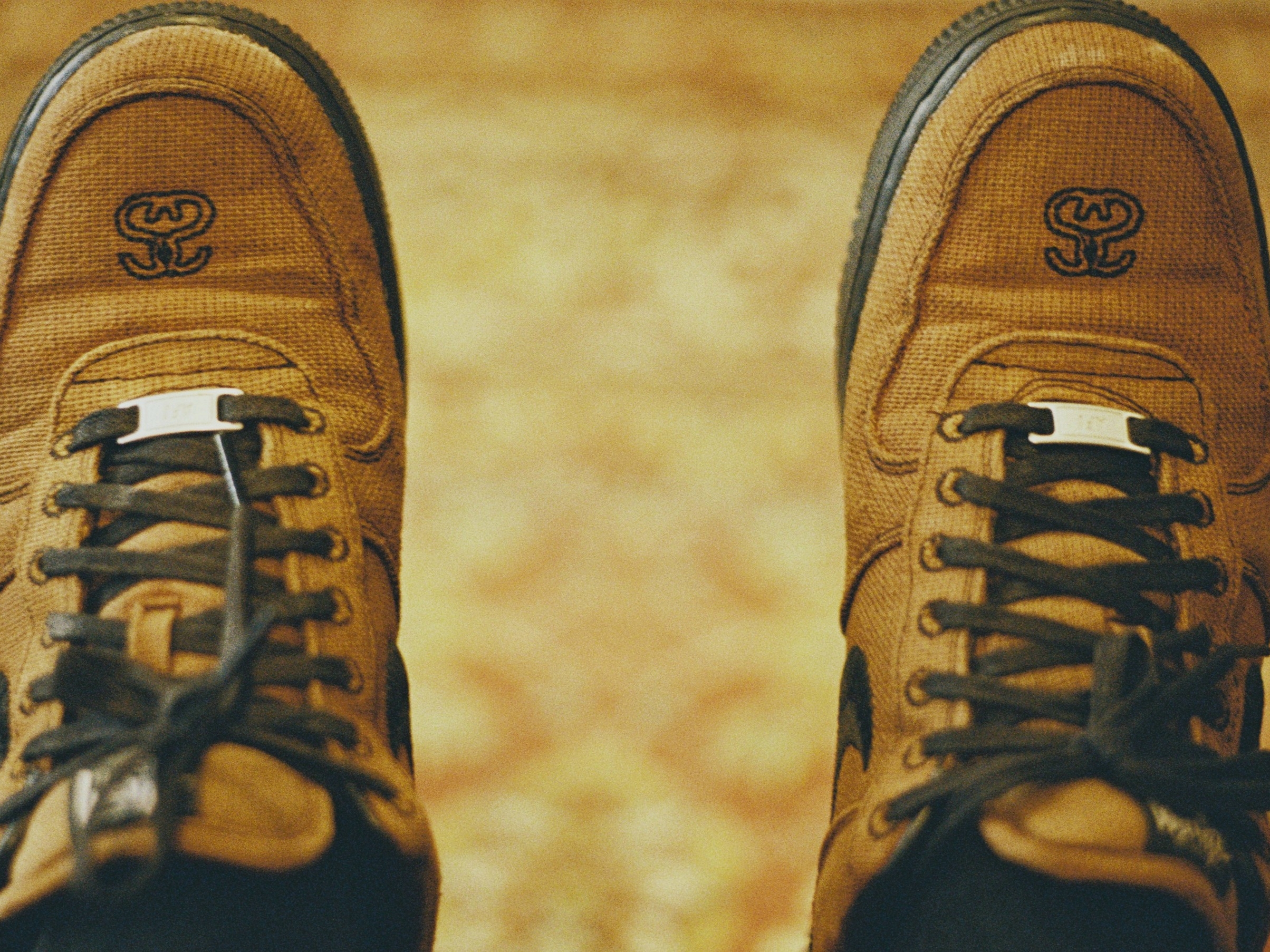 Nike x Stussy Air Force 1 Low Triple Black 착용 스타일