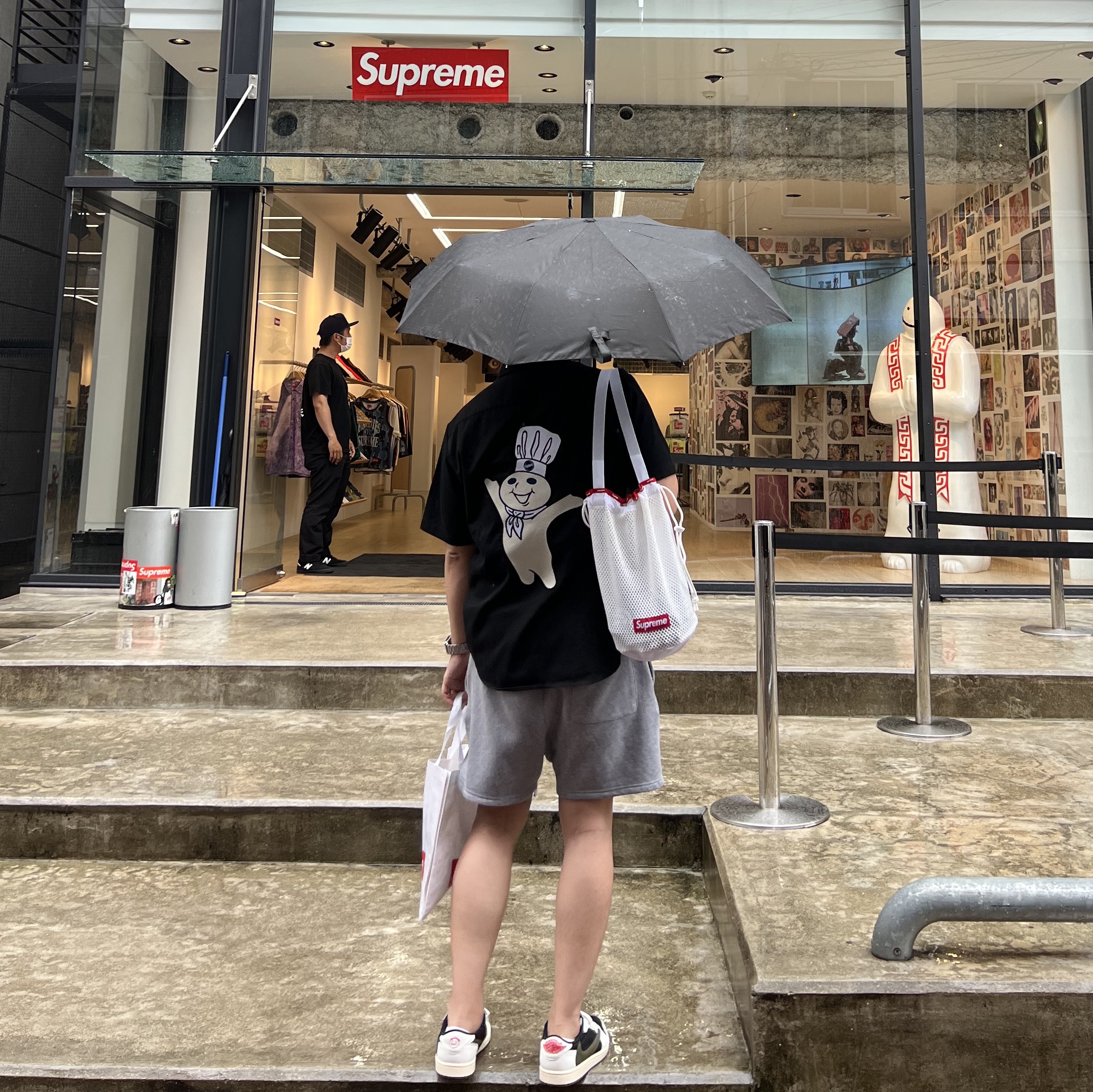(W) Jordan 1 x Travis Scott Retro Low OG SP Medium Olive, Supreme Doughboy S/S Work Shirt Black - 22FW 착용 스타일