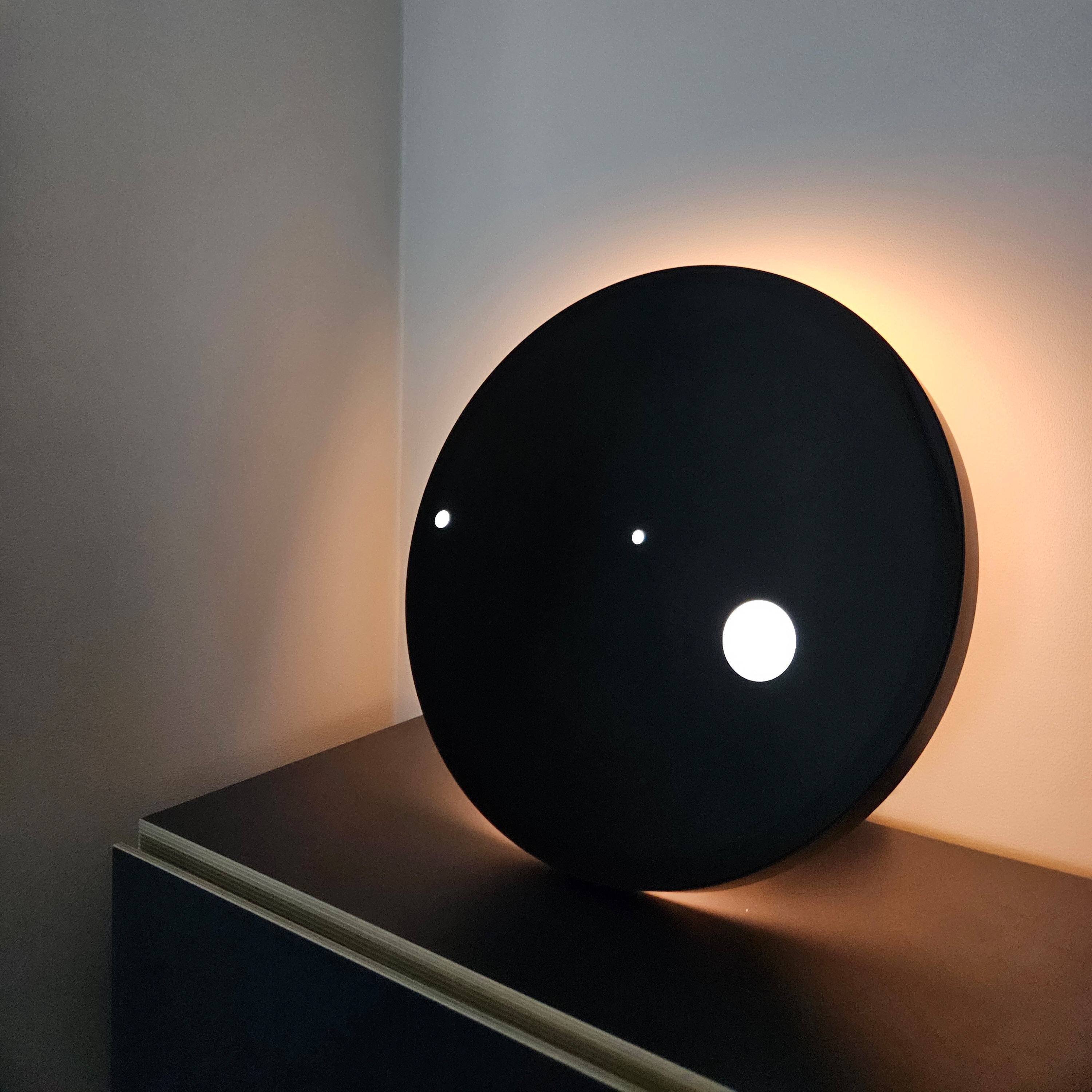 IKEA x Swedish House Mafia Obegransad Clock Black 착용 스타일