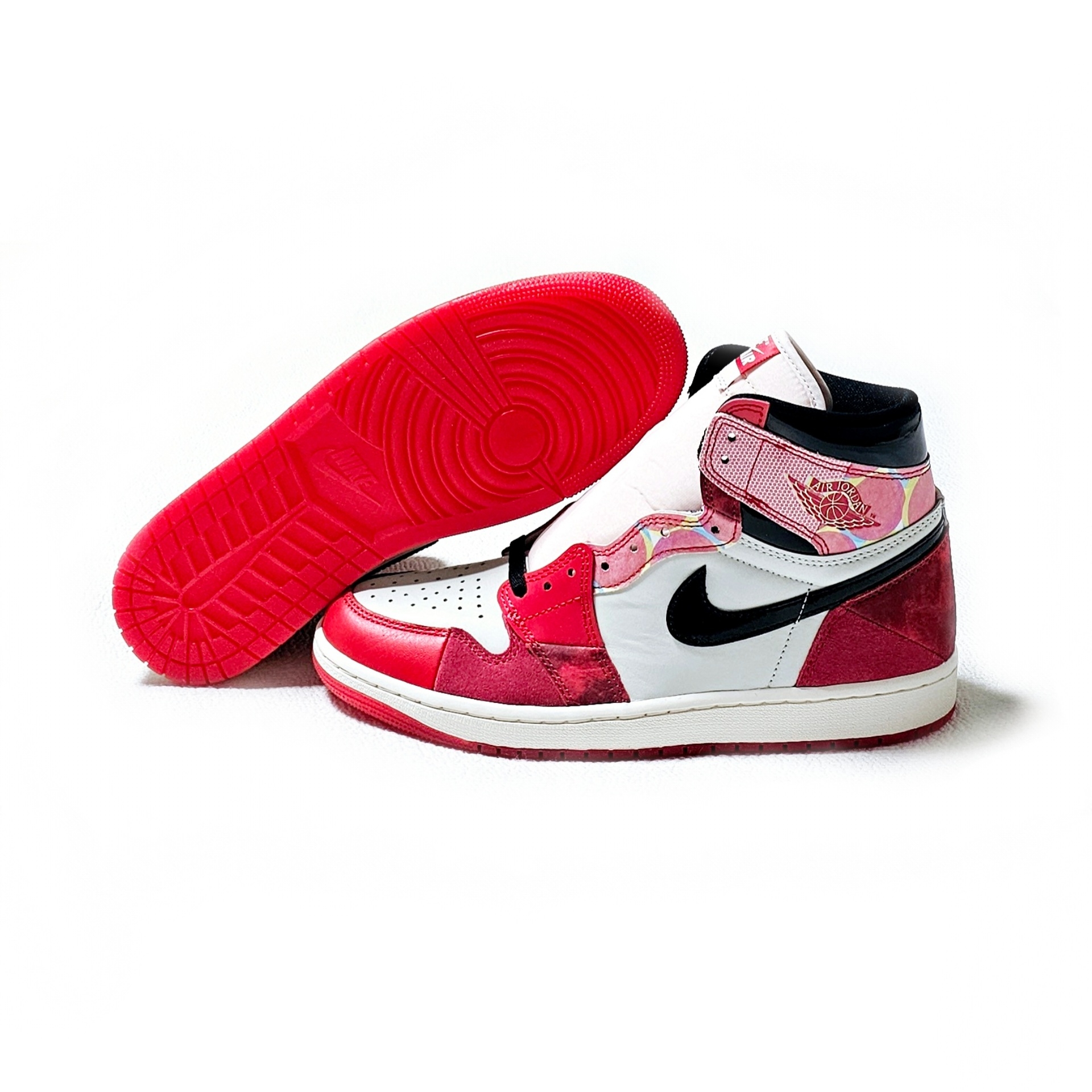 Jordan 1 Retro High Spider-Man Next Chapter 착용 스타일 - 1