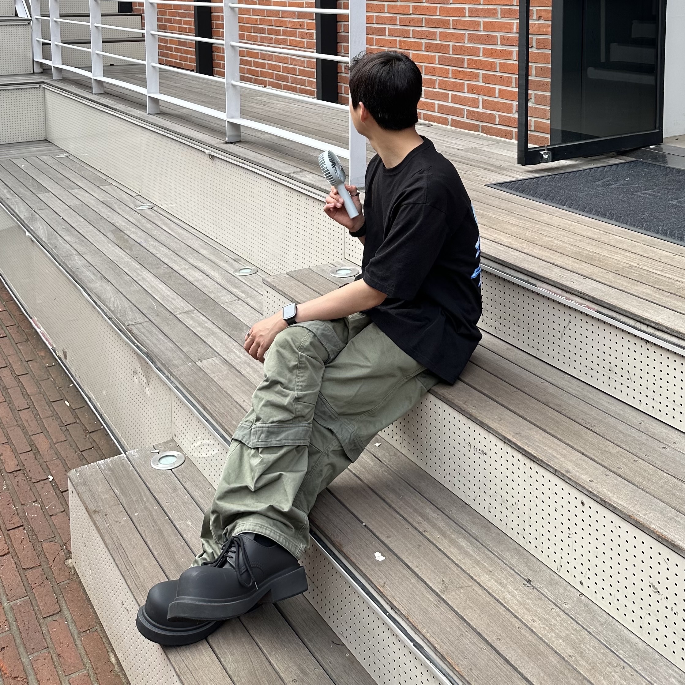 Balenciaga Steroid Derby Black, Farfromwhat Far Layered Work Pants Olive 착용 스타일 - 2