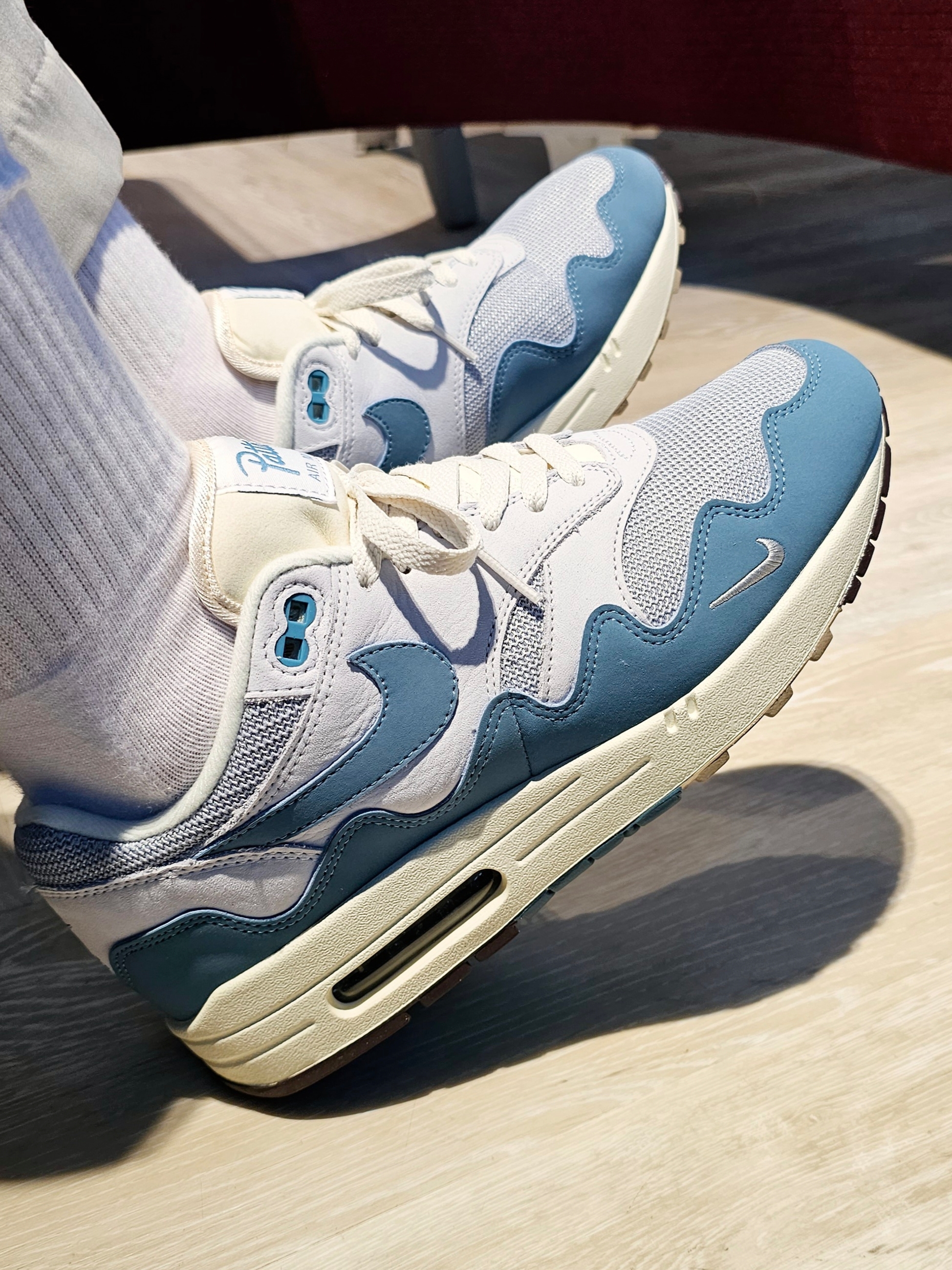 Nike x Patta Air Max 1 Noise Aqua 착용 스타일
