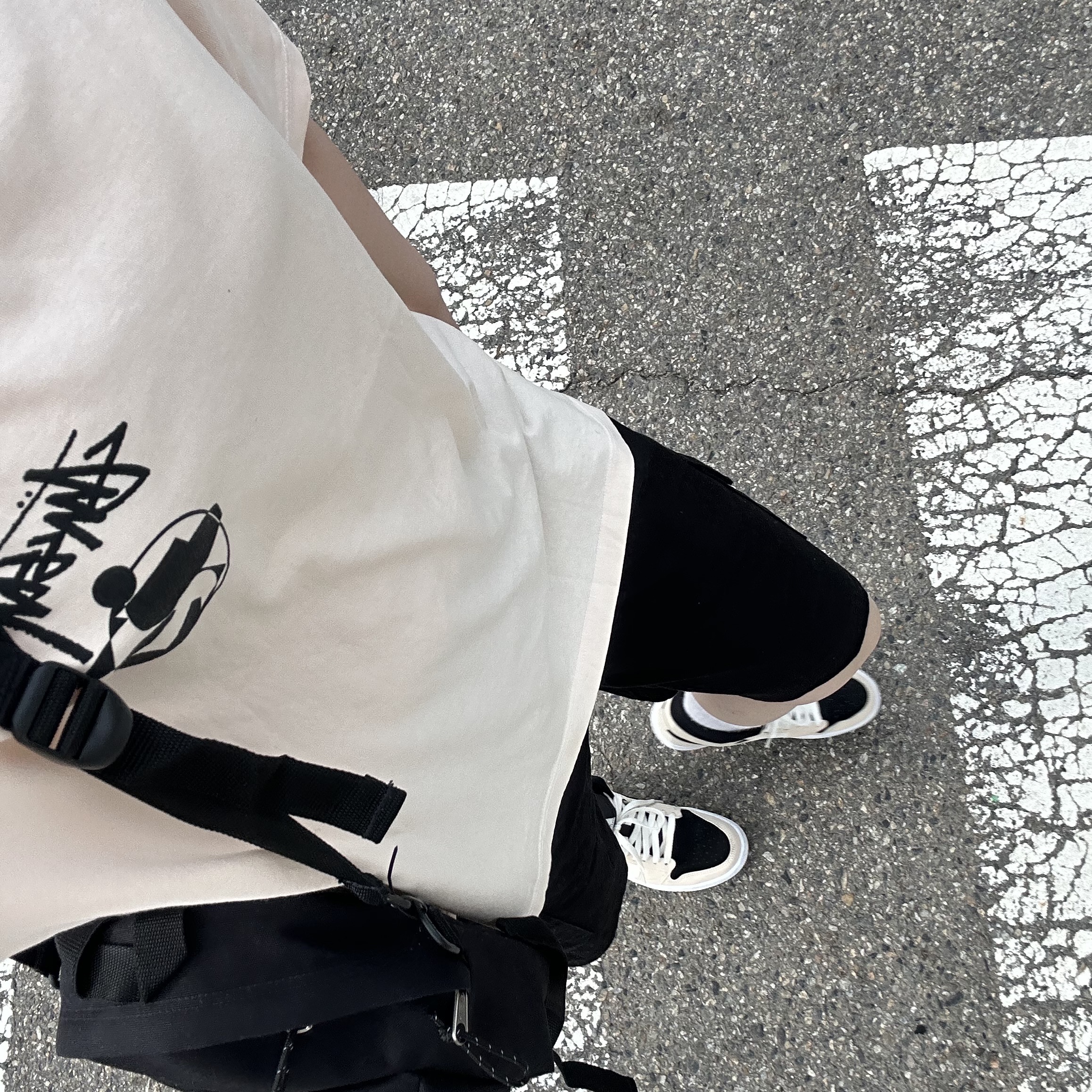 Stussy x Our Legacy Surfman 2 Pigment Dyed T-Shirt Pink, (W) Jordan 1 Mid Barely Orange 착용 스타일 - 2
