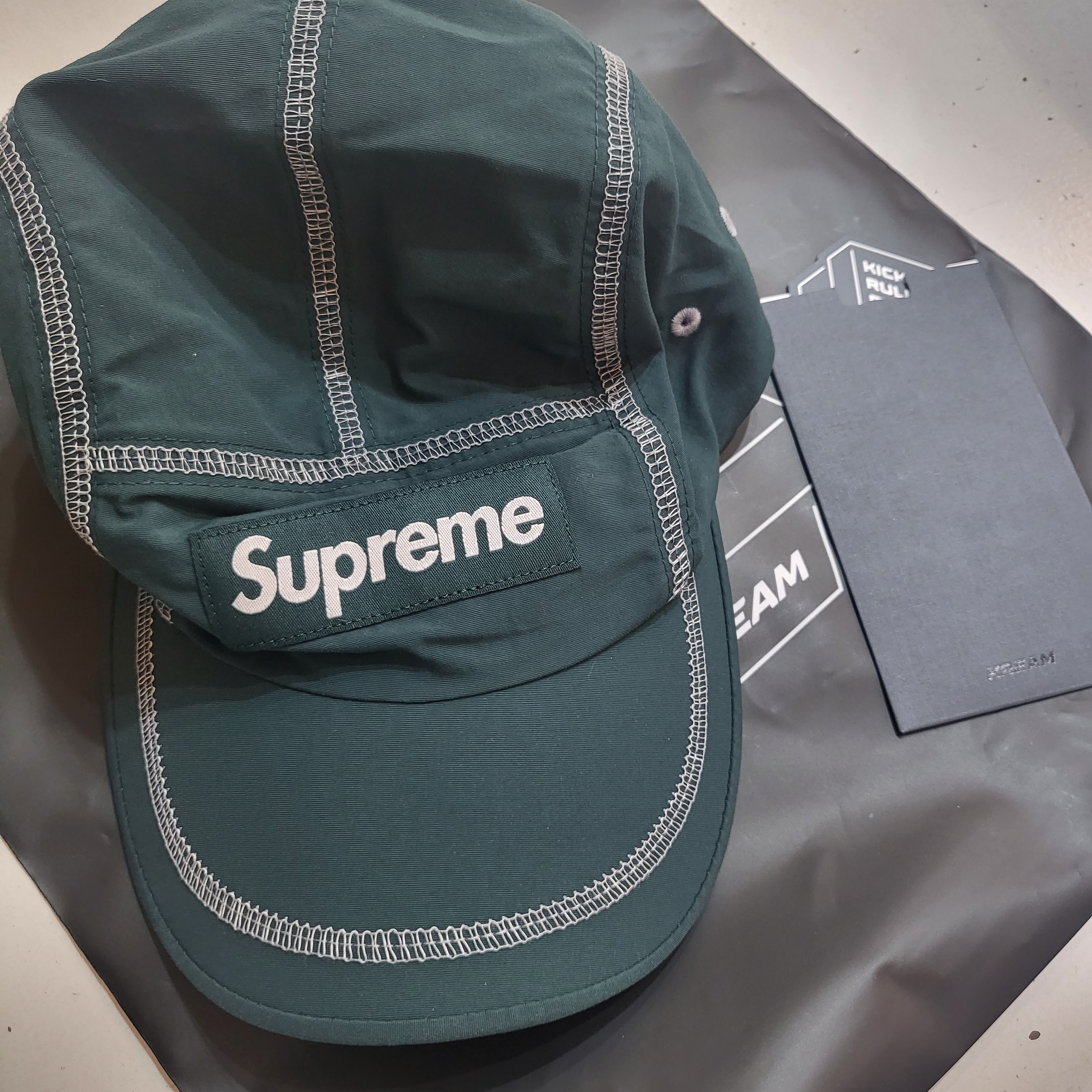 Supreme Reflective Stitch Camp Cap Dark Green - 23SS 착용 스타일