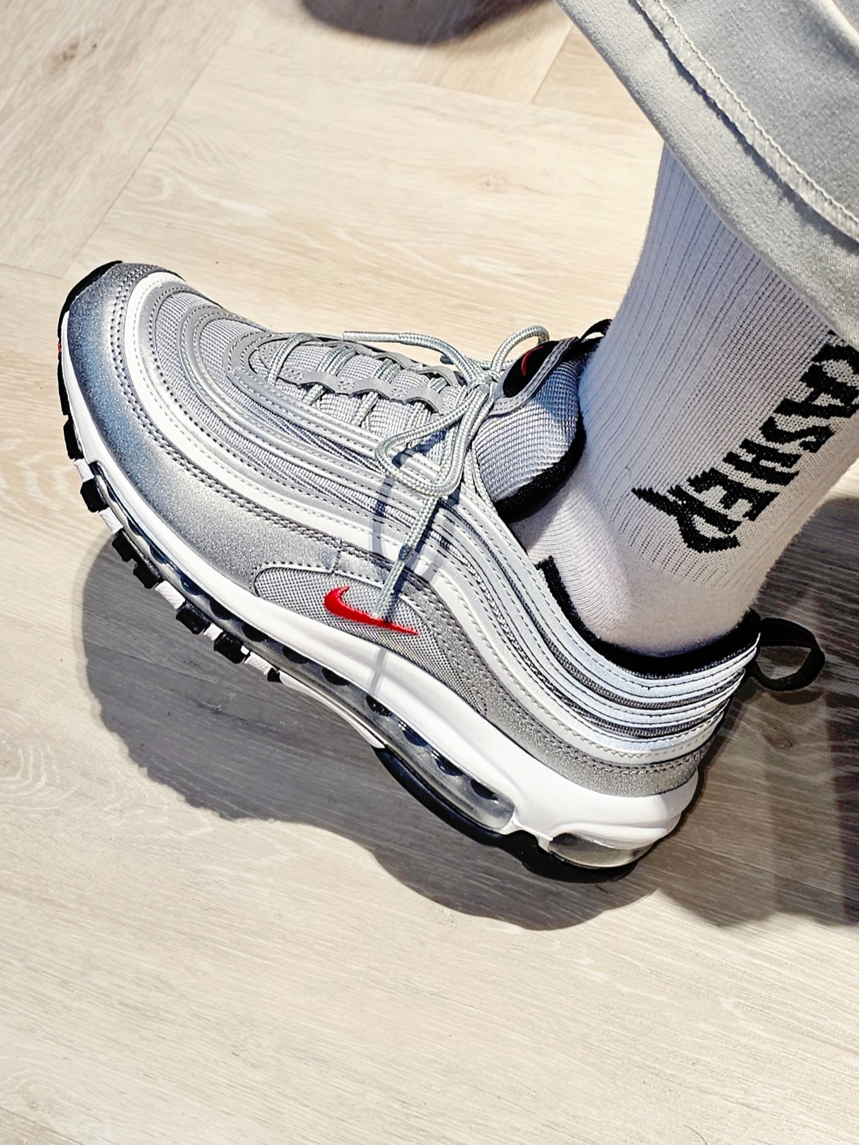 Nike Air Max 97 OG Silver Bullet 2022 착용 스타일 - 1