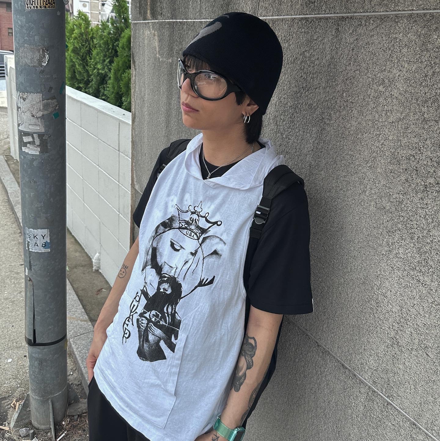 Sansan Gear Logo Beanie Black - 22FW, Y-3 Yohji Star White 착용 스타일 - 4