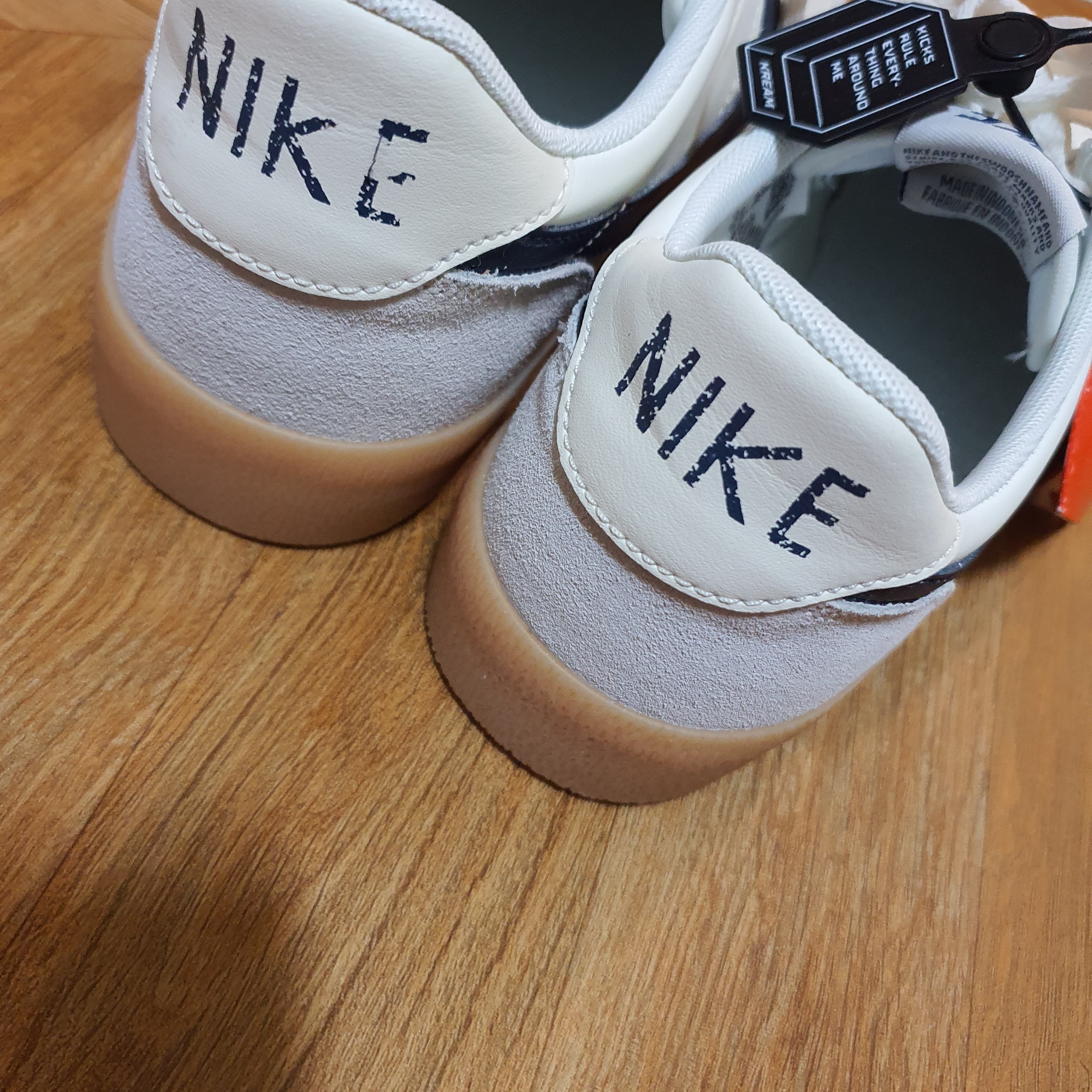 Nike x J.Crew Killshot 2 Sail Midnight Navy 착용 스타일