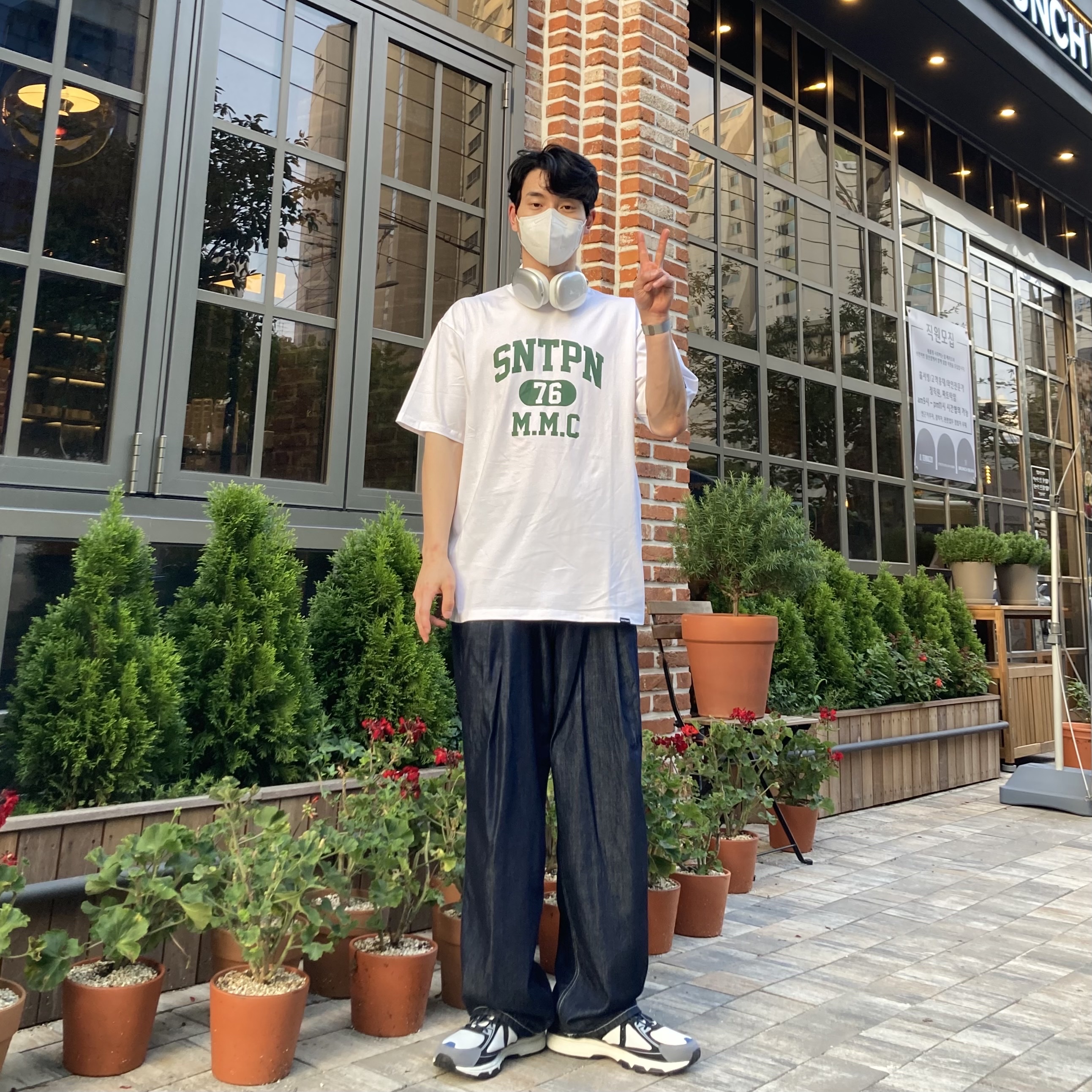 Apple AirPods Max Lightning Silver (Korean Ver.), Asics Gel-Venture 6 SPS Glacier Grey 착용 스타일 - 2