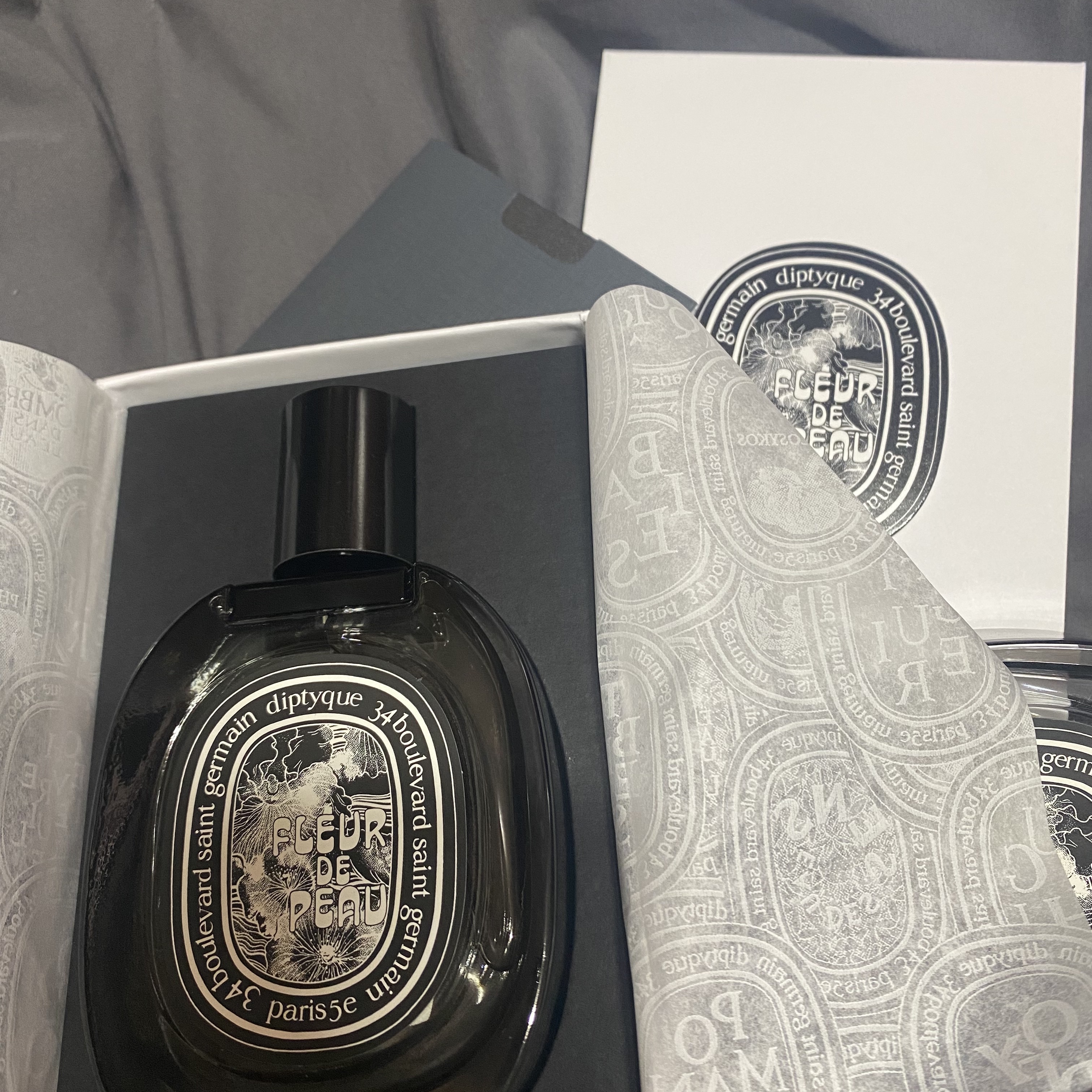 Diptyque Fleur De Peau Eau De Parfum 75ml 착용 스타일