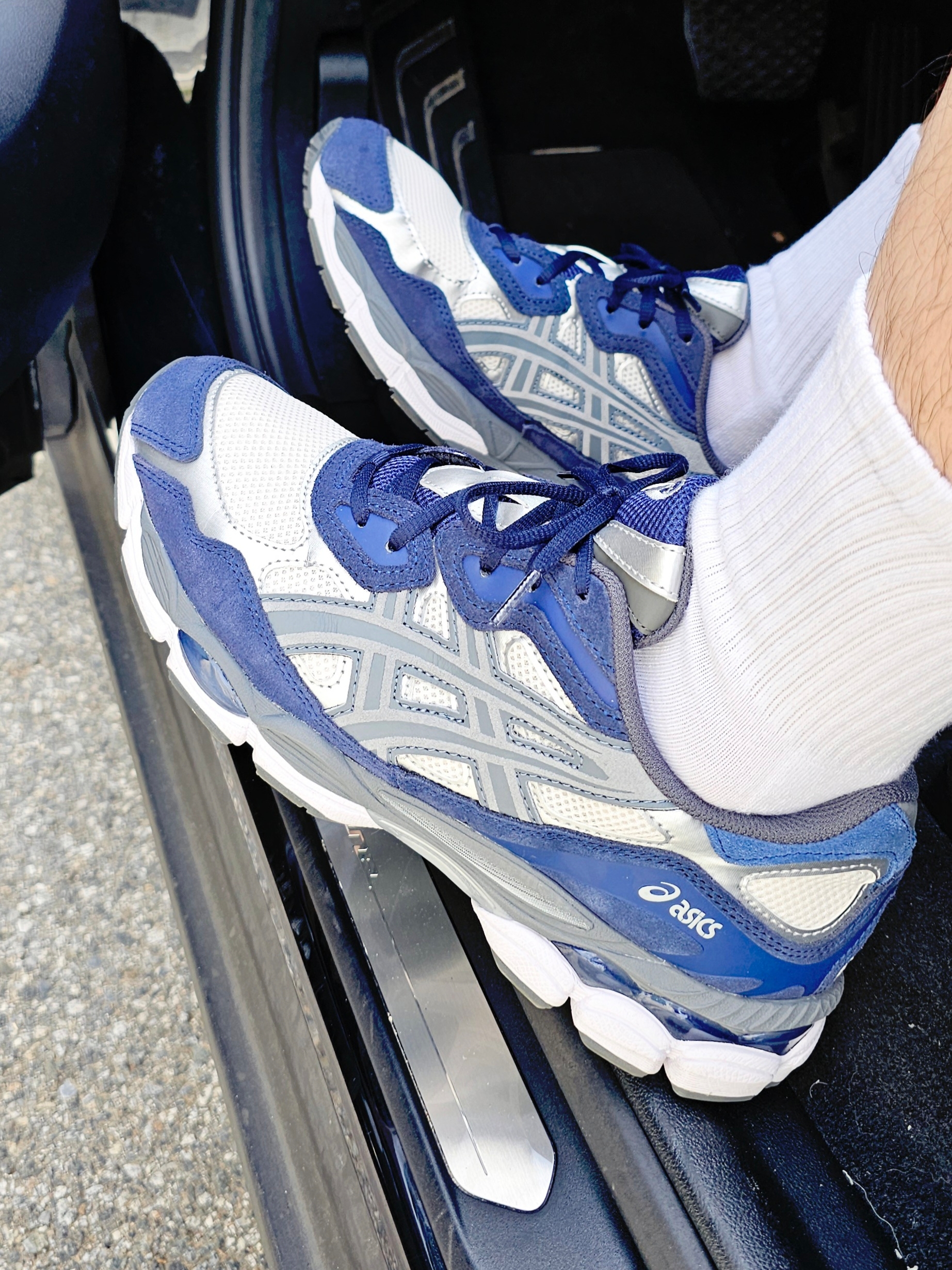Asics Gel-NYC Cream Steel Grey 착용 스타일 - 1