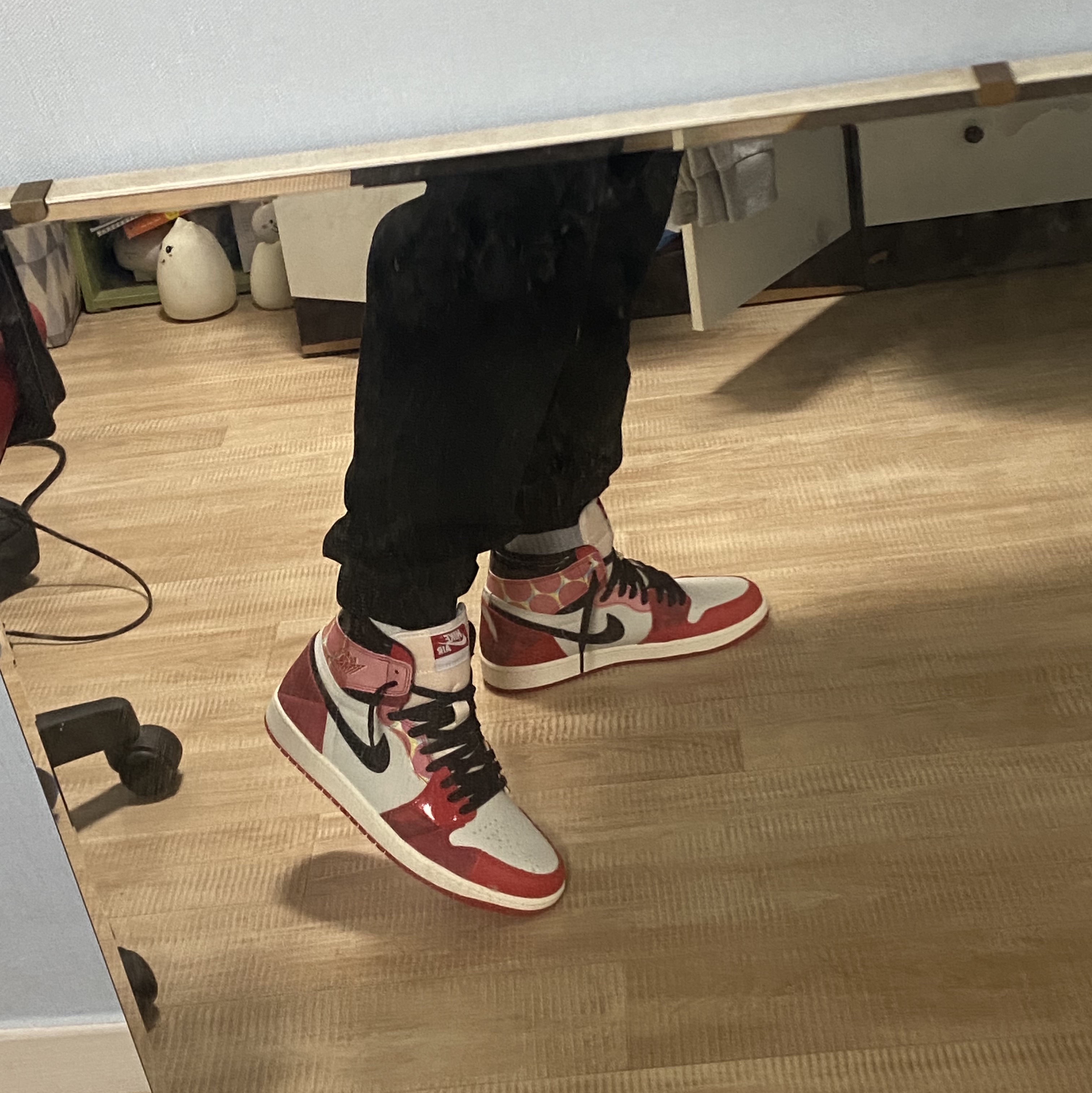 Jordan 1 Retro High Spider-Man Next Chapter 착용 스타일 - 1