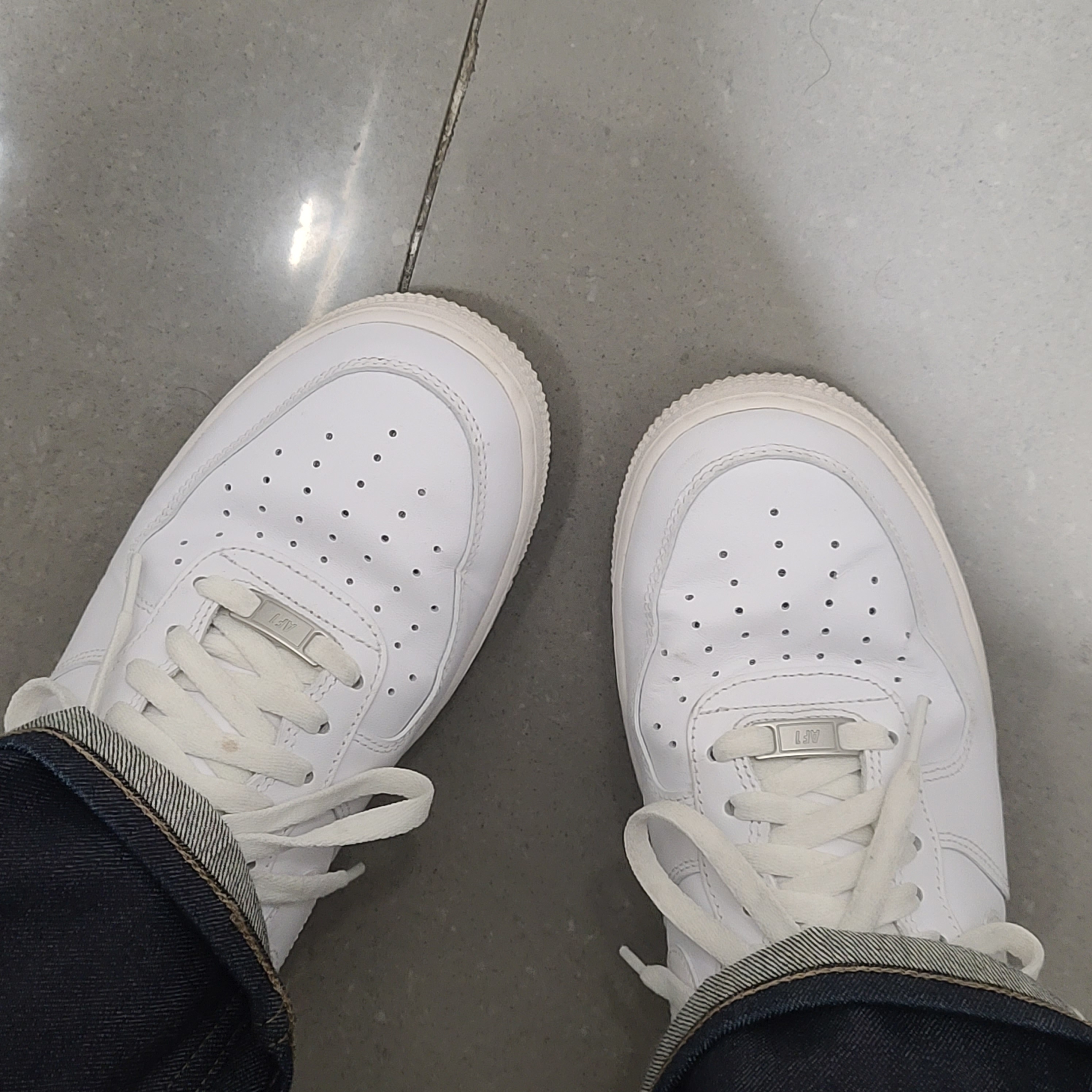 Nike Air Force 1 '07 Low White 착용 스타일