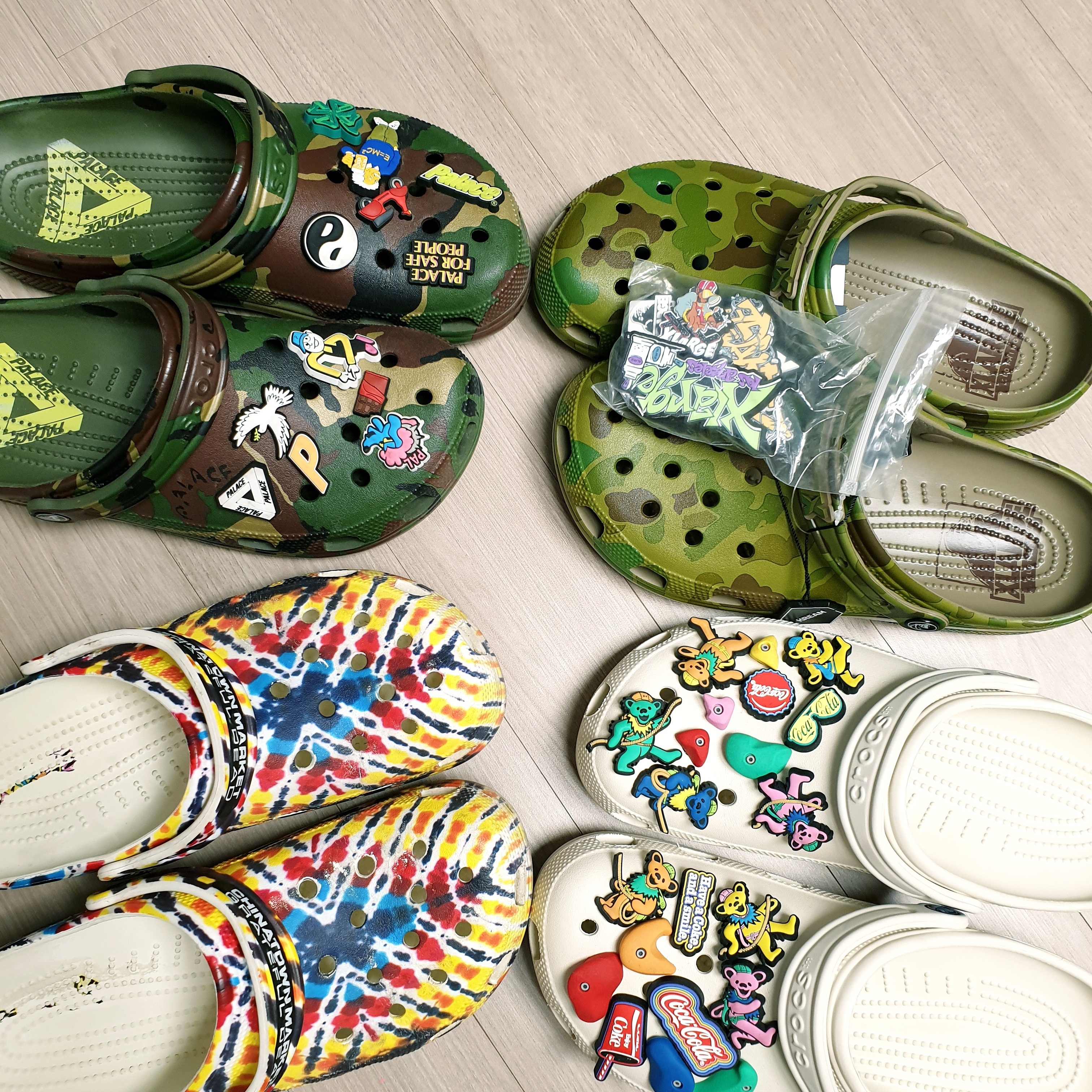 Crocs x XLarge Classic Clog Camo, Crocs x Palace Classic Clog Woodland Camo 착용 스타일 - 1