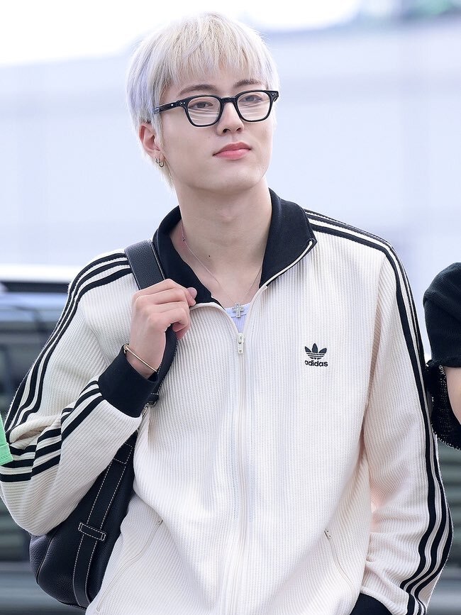 Adidas Adicolor Classic Waffle Beckenbauer Track Jacket Wonder White - KR Sizing 착용 스타일