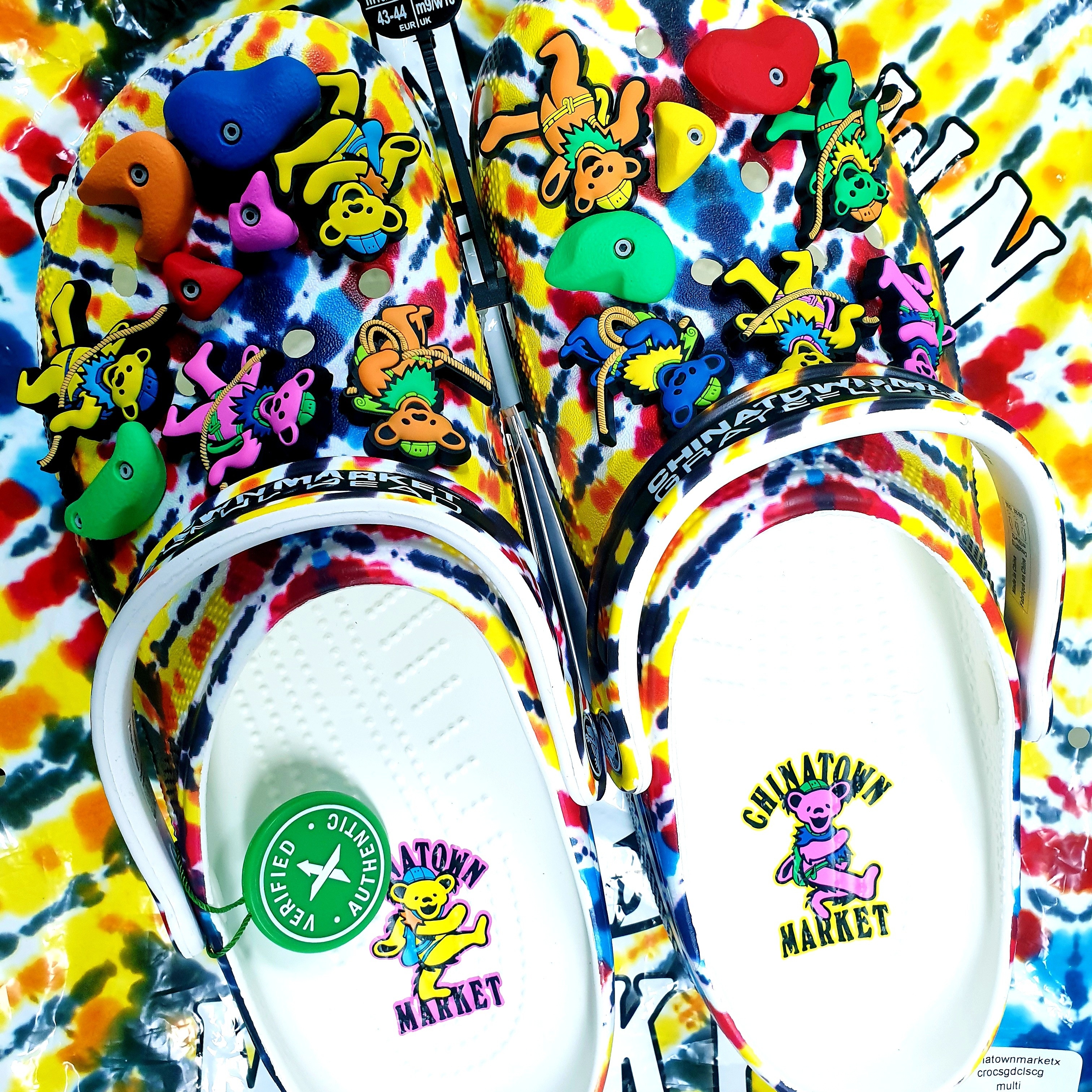 Crocs x XLarge Classic Clog Camo, Crocs x Palace Classic Clog Woodland Camo 착용 스타일 - 3