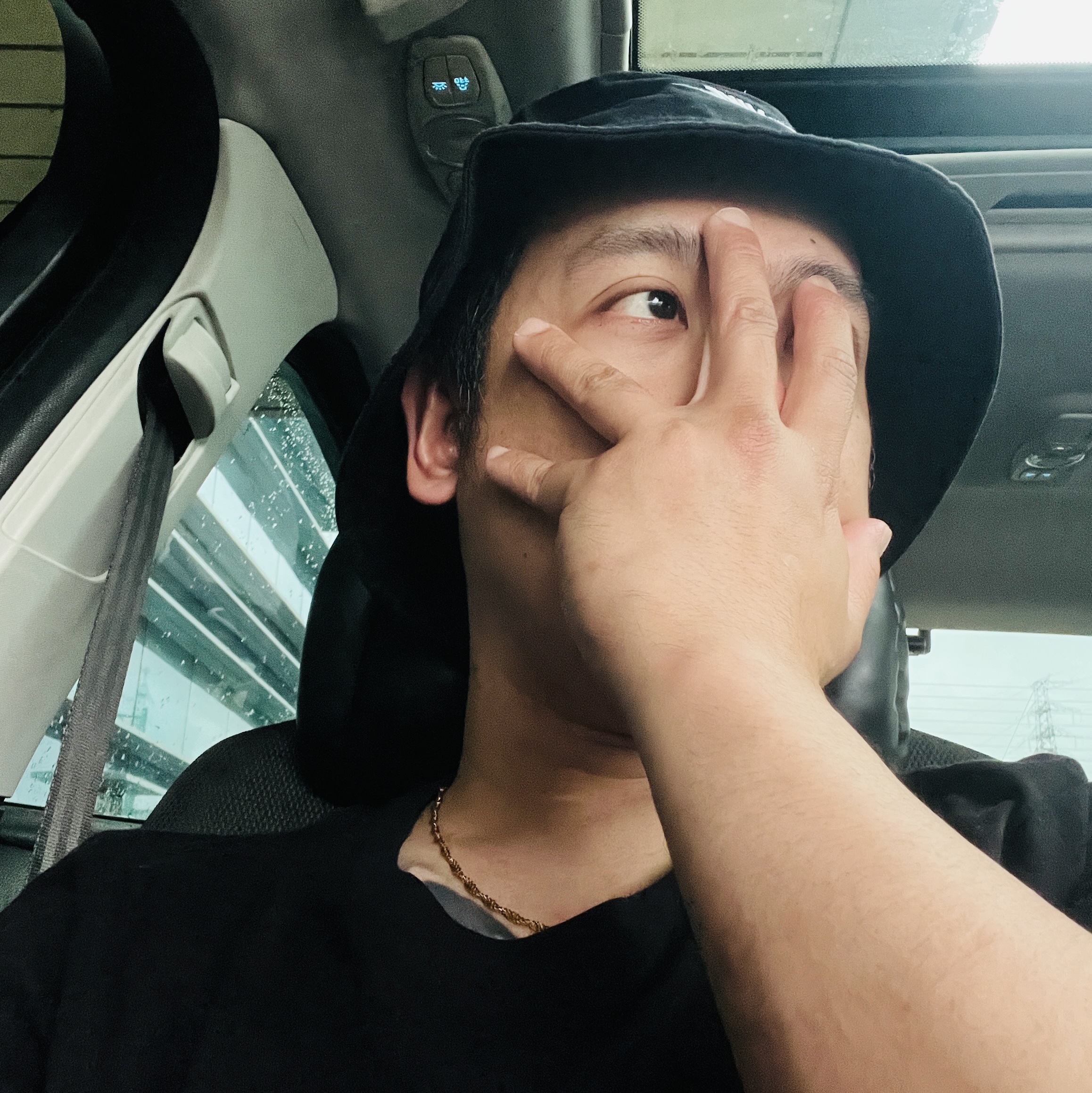 Nike Futura Washed Bucket Hat Black 착용 스타일 - 2