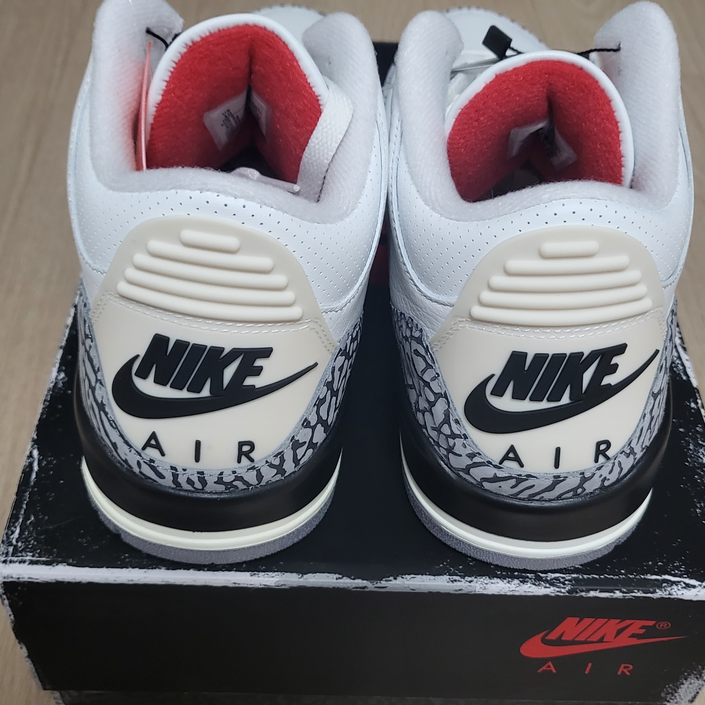 Jordan 3 Retro White Cement Reimagined 착용 스타일 - 4