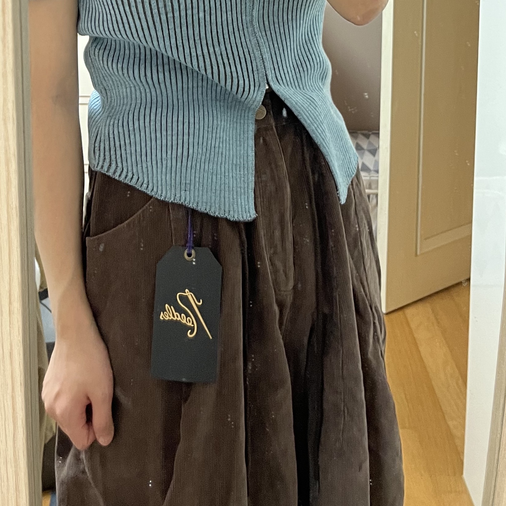 Needles H.D. 14W Corduroy Pants Brown, (W) Mischief Knitted Two Tone Short Sleeve Blue-Brown 착용 스타일