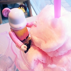 Bearbrick x SPC Baskin Robbins 100% 착용 스타일
