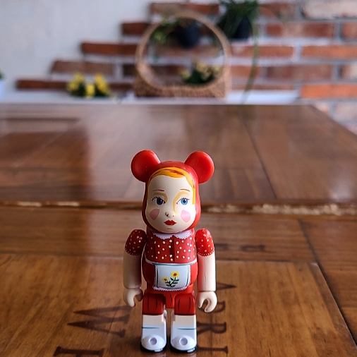 Bearbrick x Nathalie Lete Chaperon Rouge 100% & 400% Set 착용 스타일