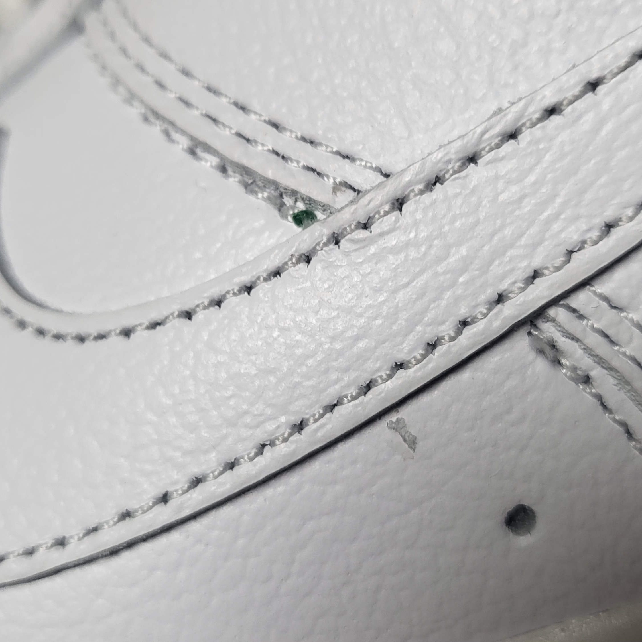 Nike Air Force 1 Low Retro QS West Indies Classic Green 착용 스타일