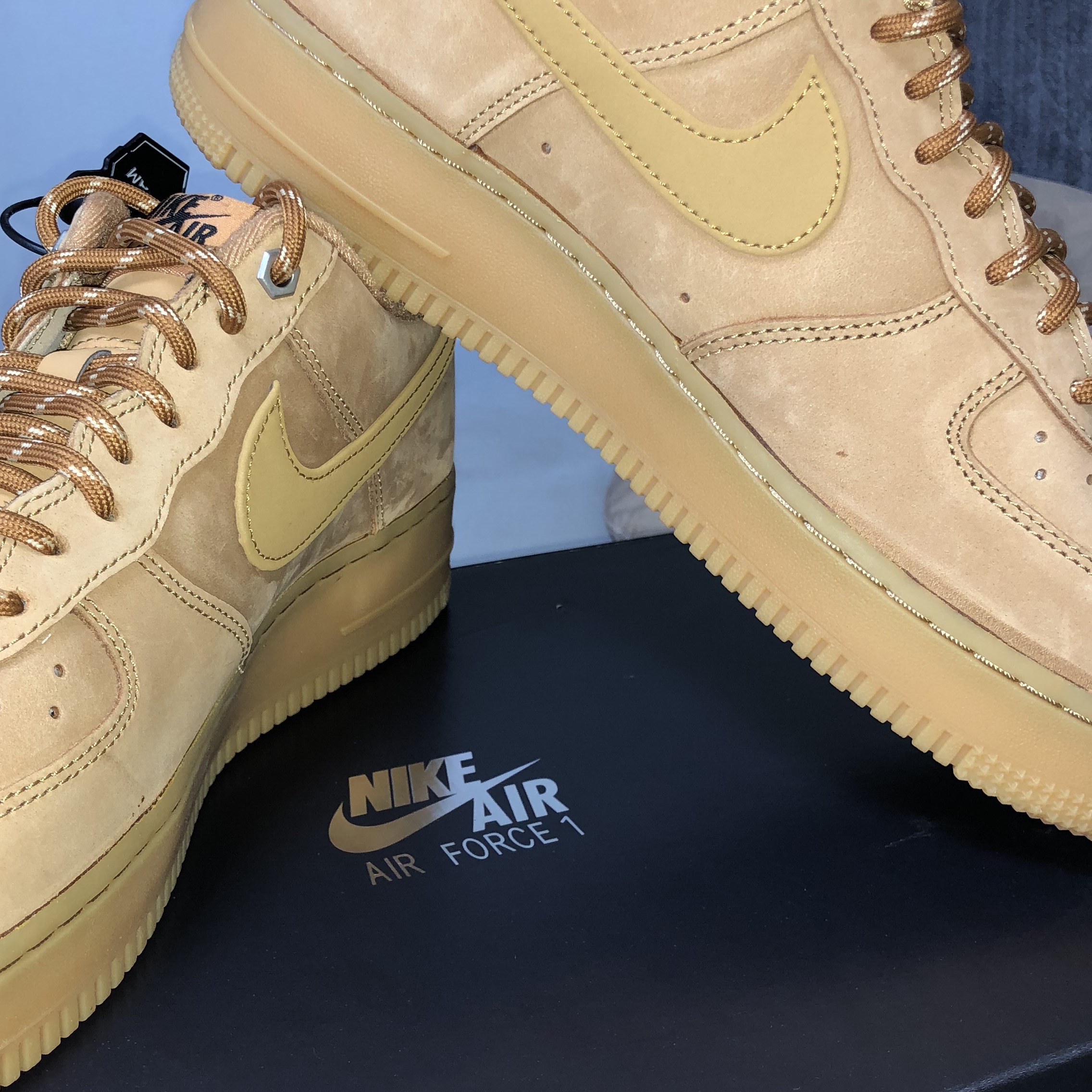 Nike Air Force 1 '07 WB Flax 착용 스타일 - 3