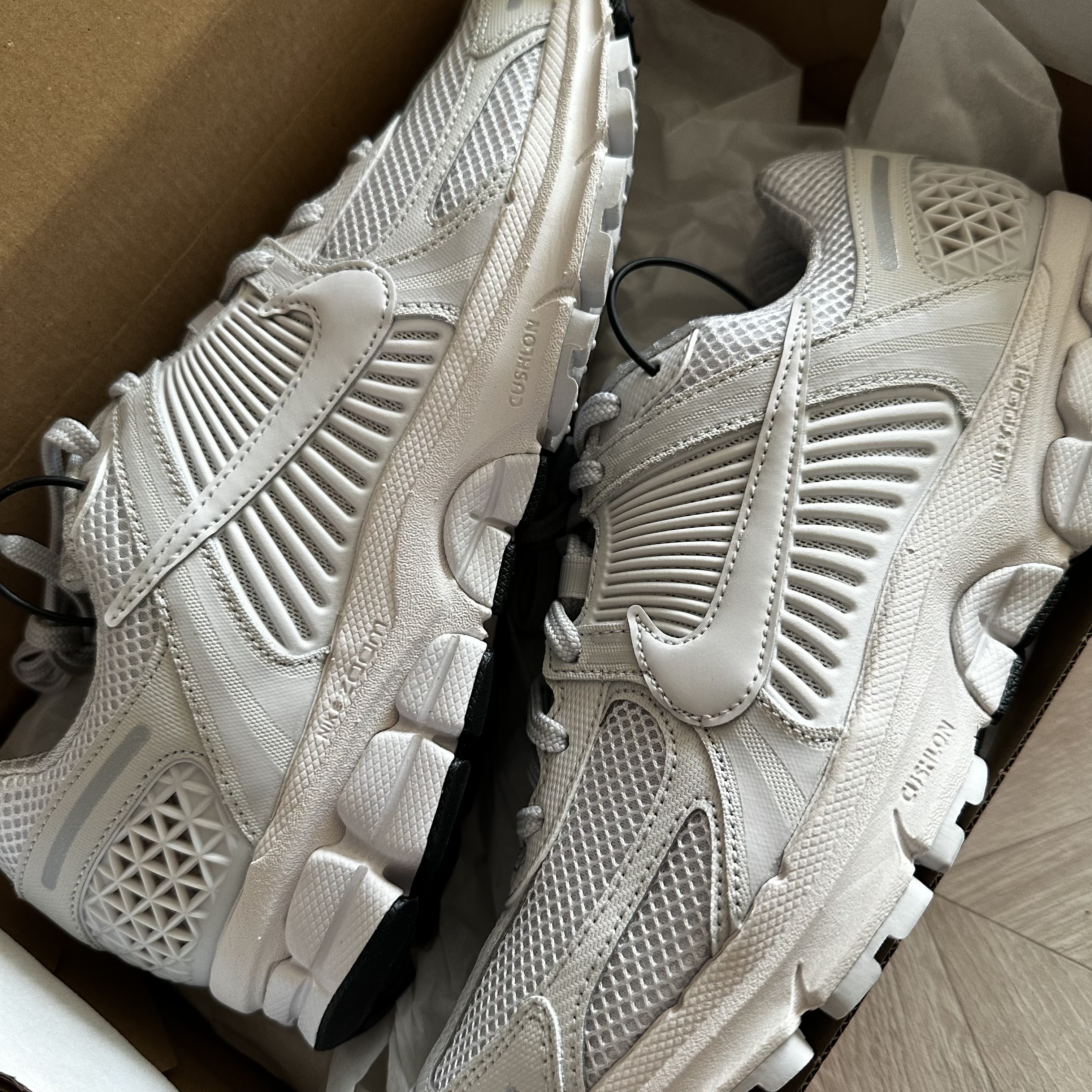 Nike Zoom Vomero 5 SP Vast Grey 2023 착용 스타일