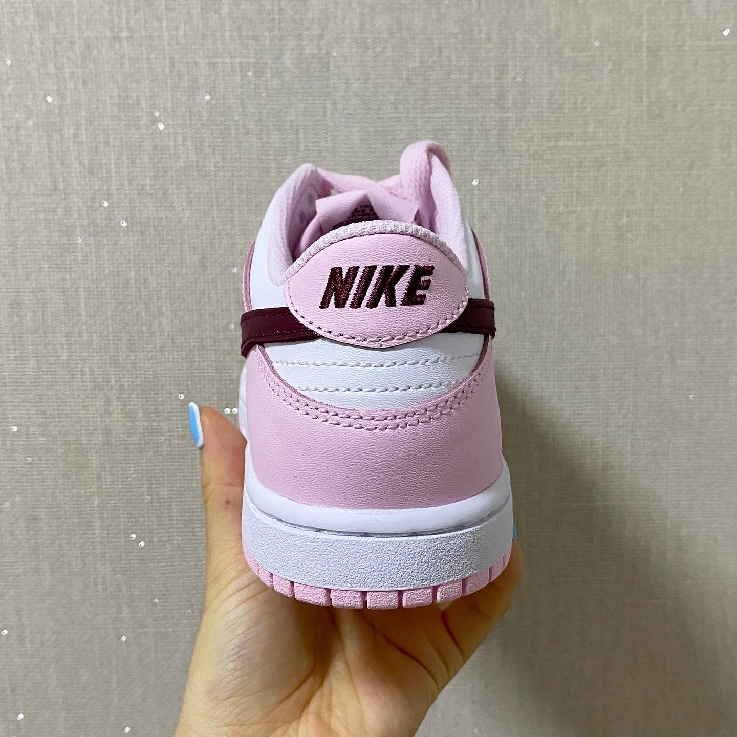 (GS) Nike Dunk Low Pink Foam 착용 스타일 - 3