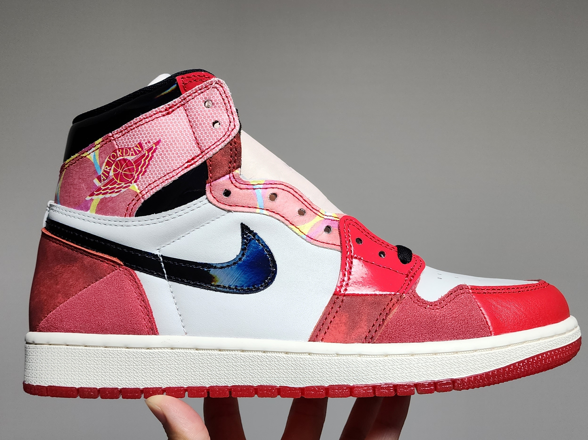 Jordan 1 Retro High Spider-Man Next Chapter 착용 스타일