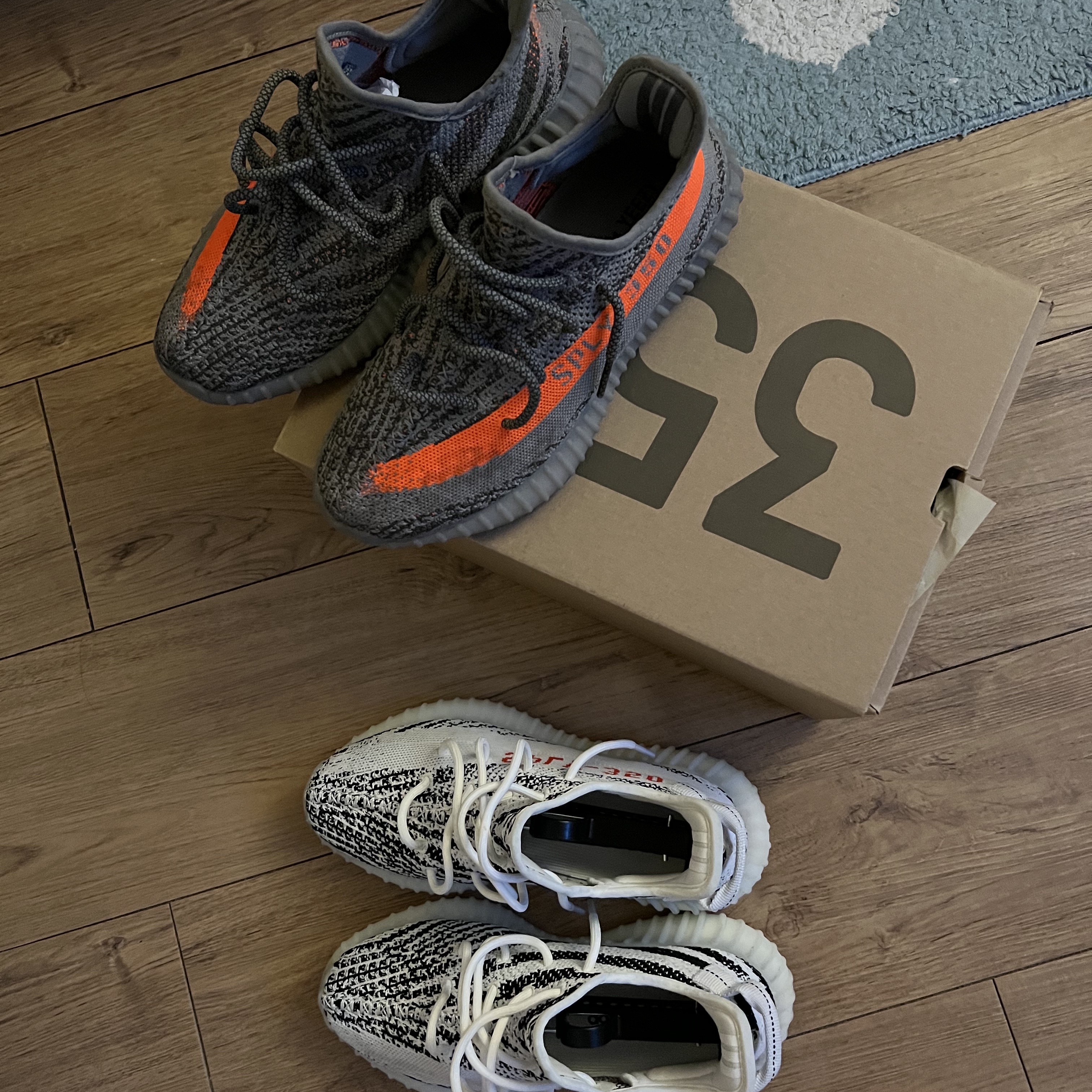Adidas Yeezy Boost 350 V2 Beluga - Reflective, Adidas Yeezy Boost 350 V2 Zebra 2022/2023 착용 스타일