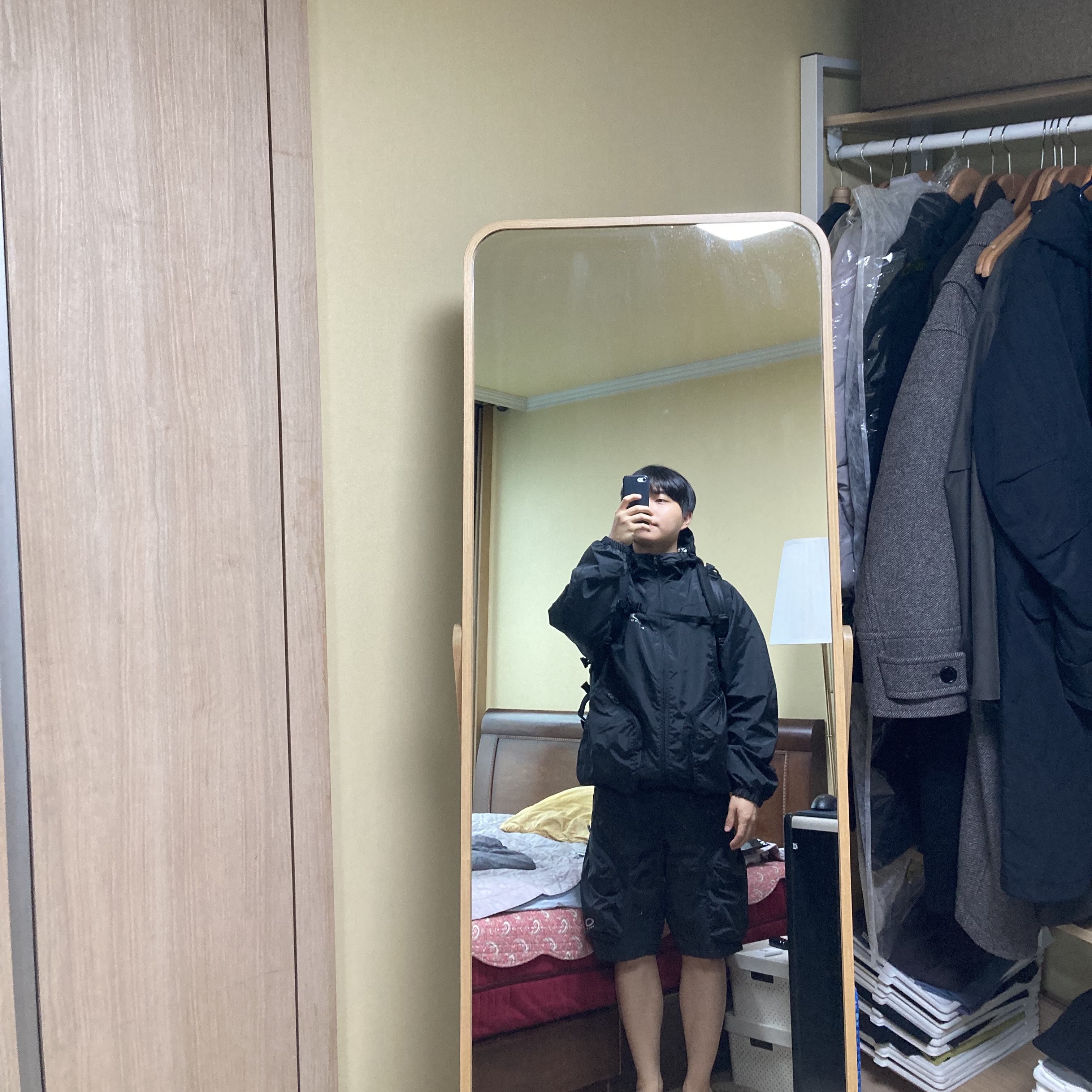 Palace x Oakley Nitrofuel Jacket Black - 23SS, Palace x Oakley Nitrofuel Short Black - 23SS 착용 스타일 - 3