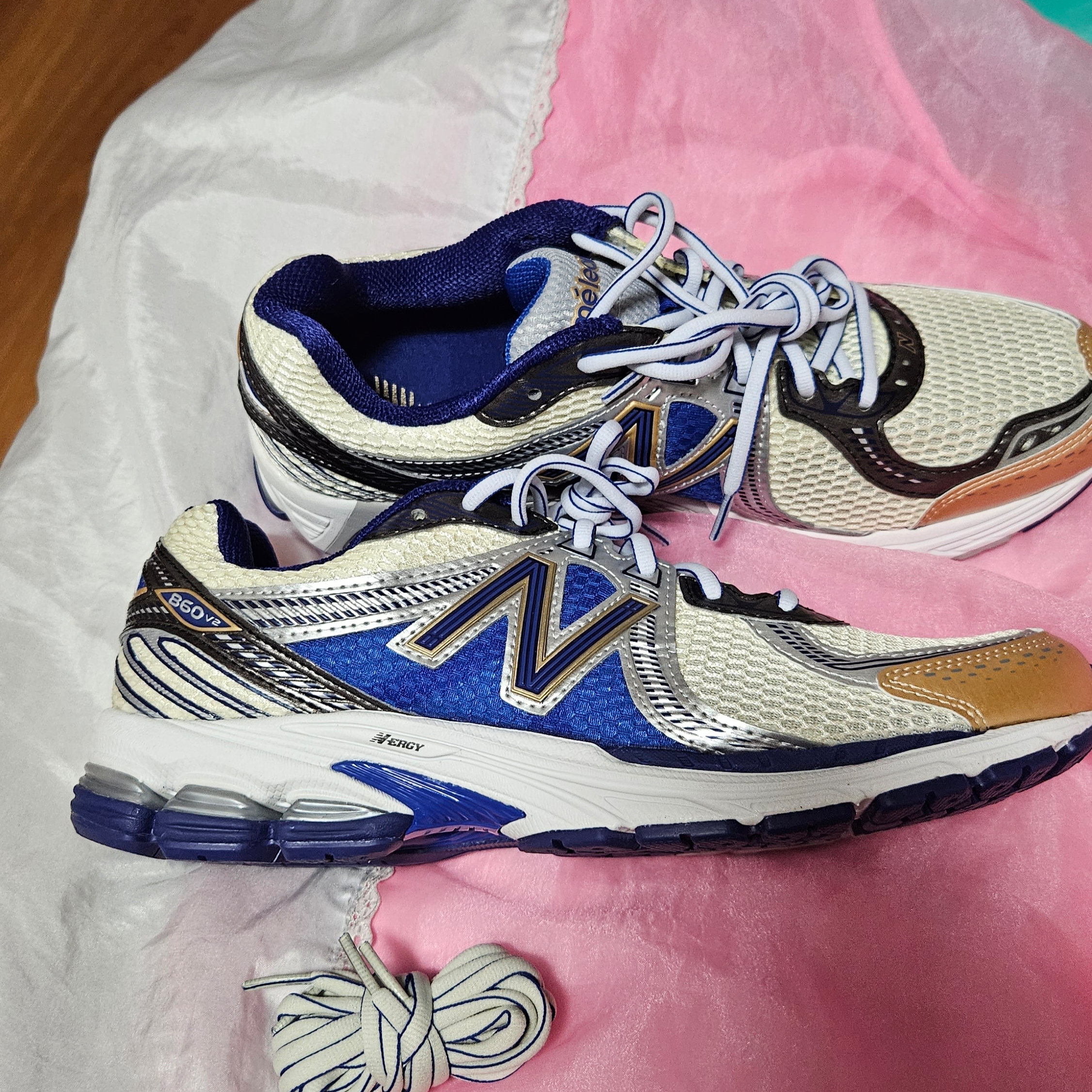 New Balance x Aime Leon Dore 860v2 Blue 착용 스타일