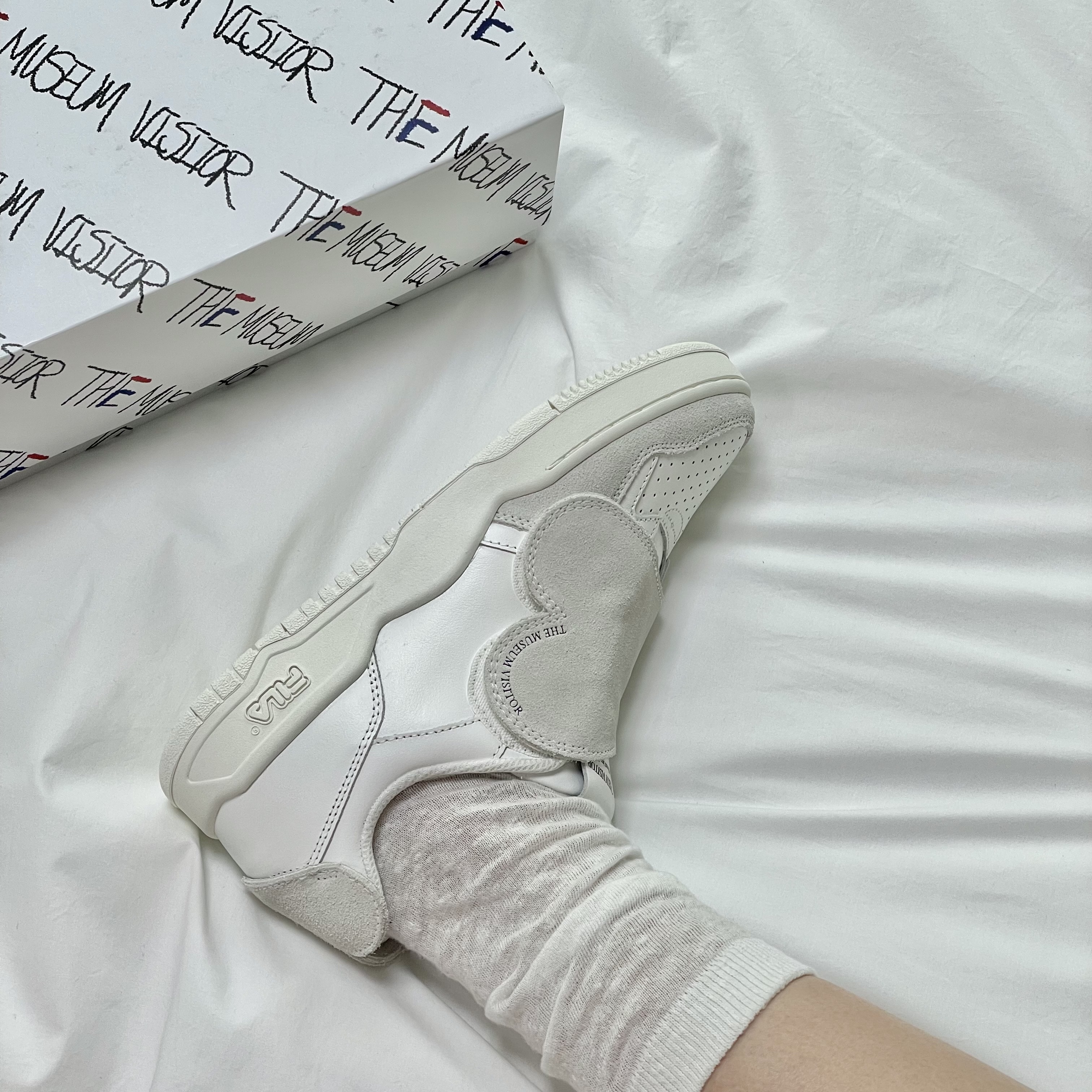 Fila x The Museum Visitor Match OG 1992 Beige 착용 스타일
